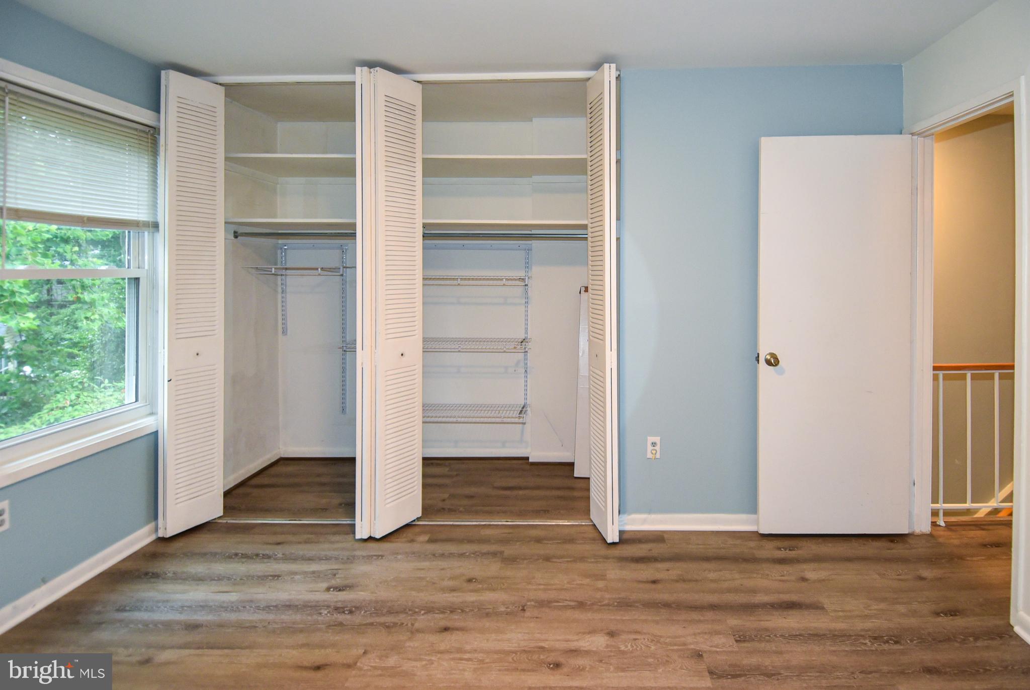 MONTGOMERY CENTURY - Residential Lease