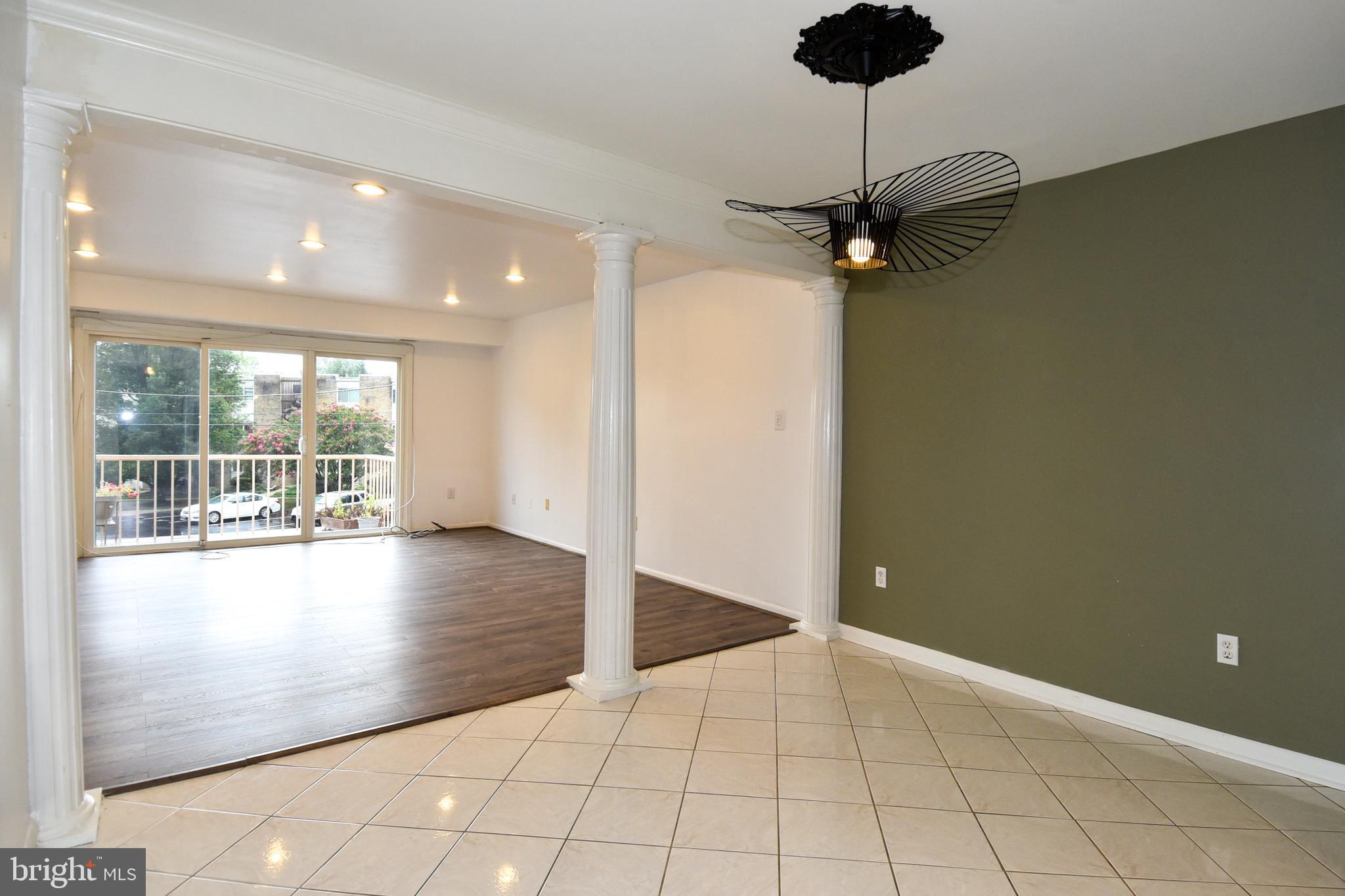 MONTGOMERY CENTURY - Residential Lease