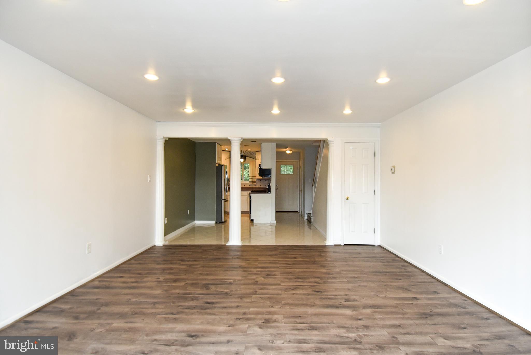 MONTGOMERY CENTURY - Residential Lease