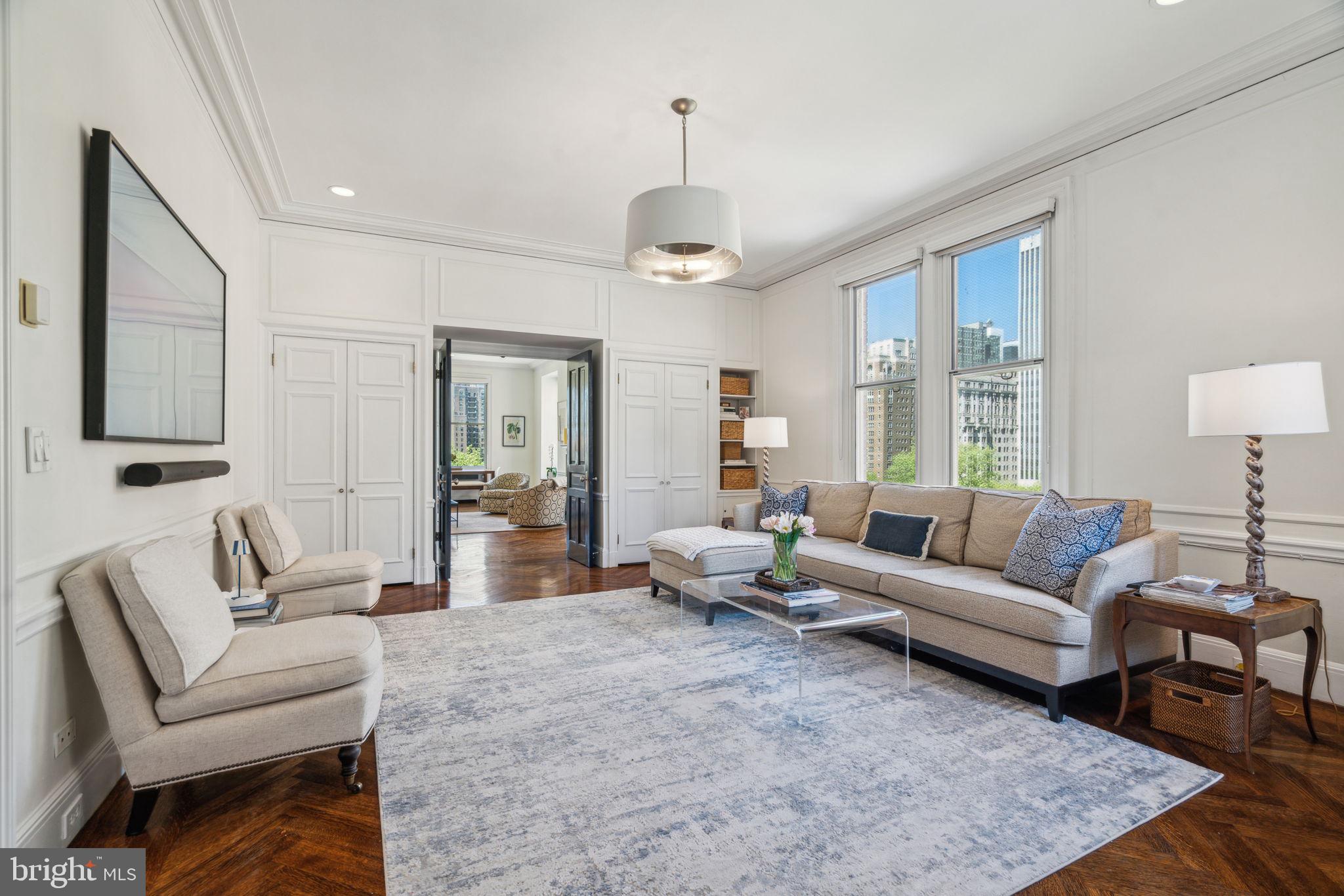 RITTENHOUSE SQUARE - Residential