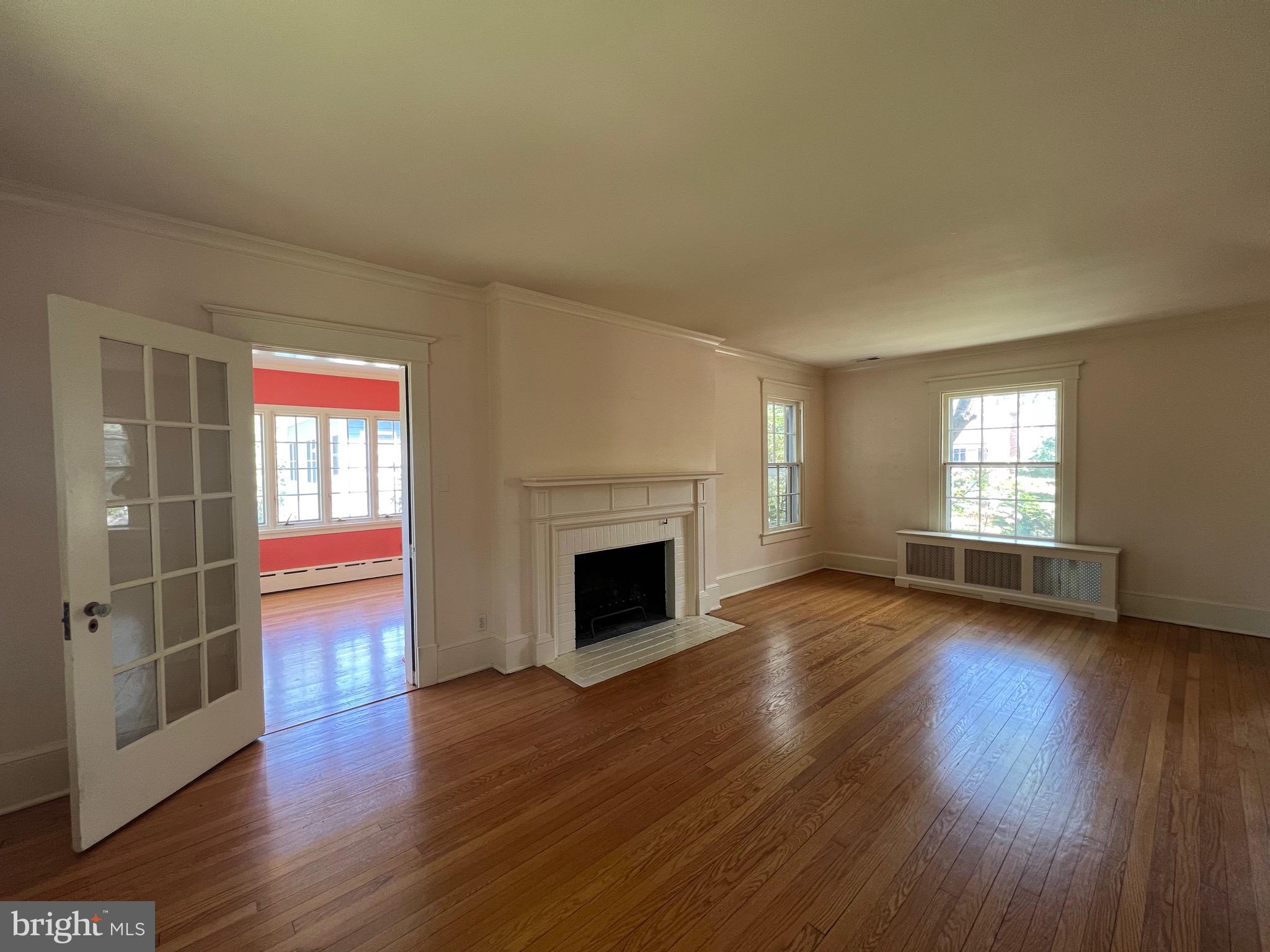 MONTICELLO PARK - Residential Lease