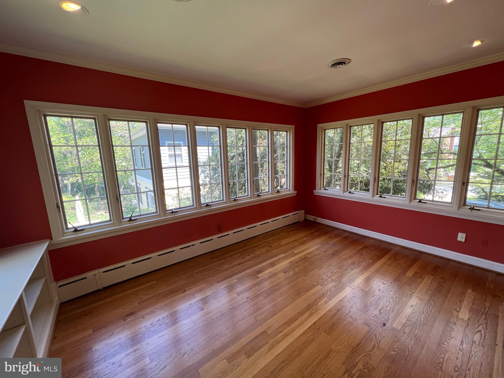 MONTICELLO PARK - Residential Lease