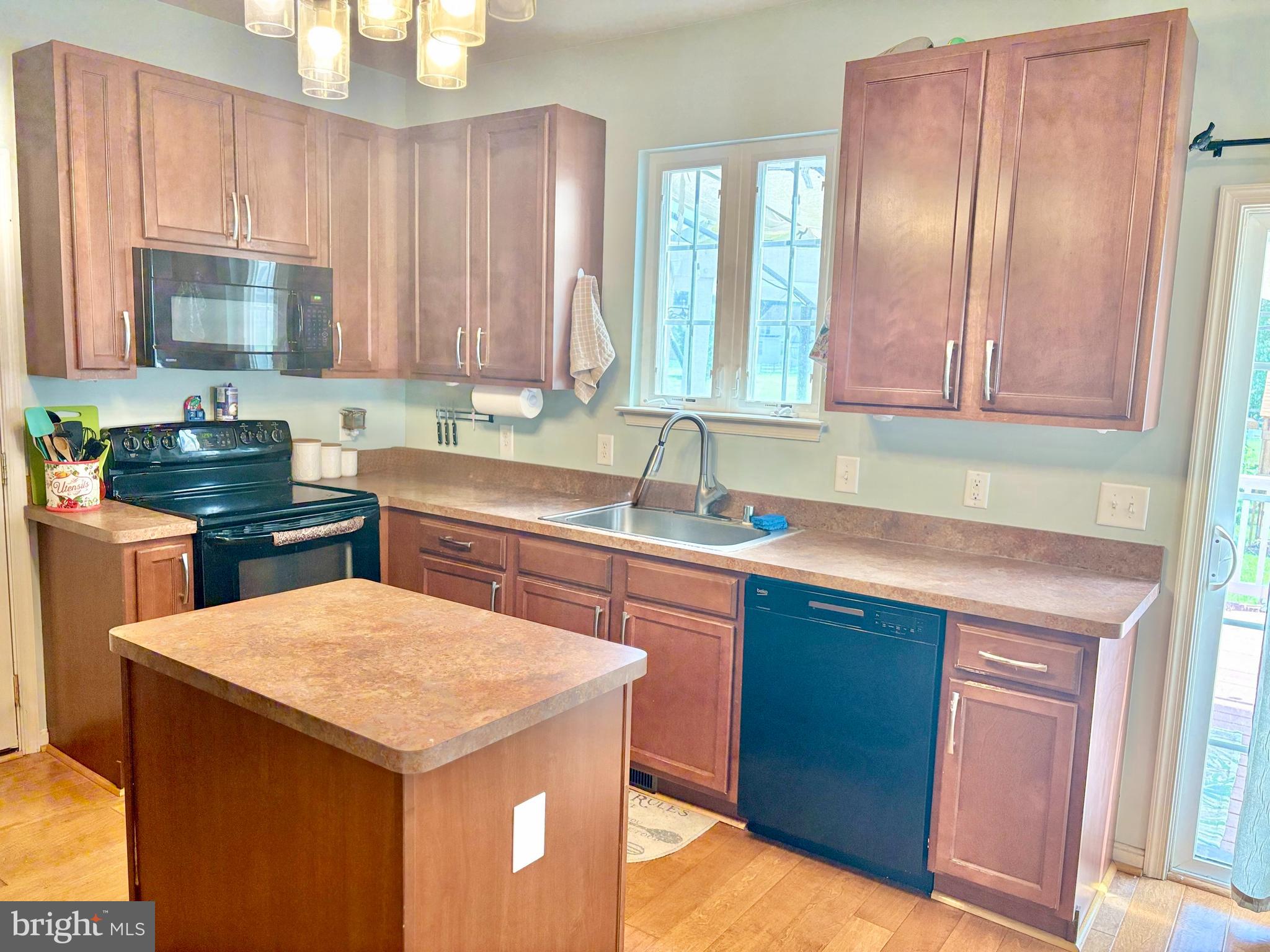 HOPYARD FARM - Residential Lease