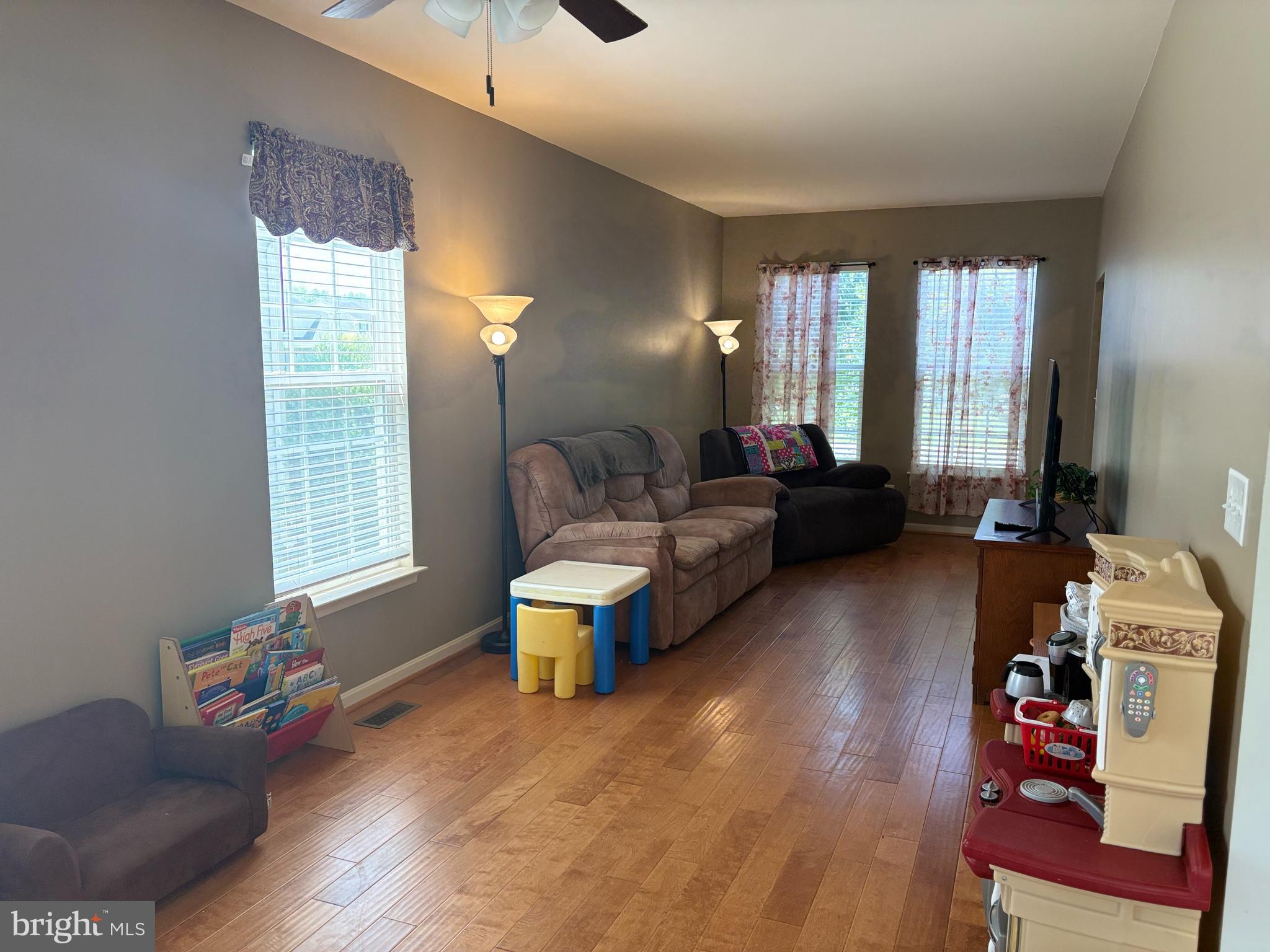 HOPYARD FARM - Residential Lease