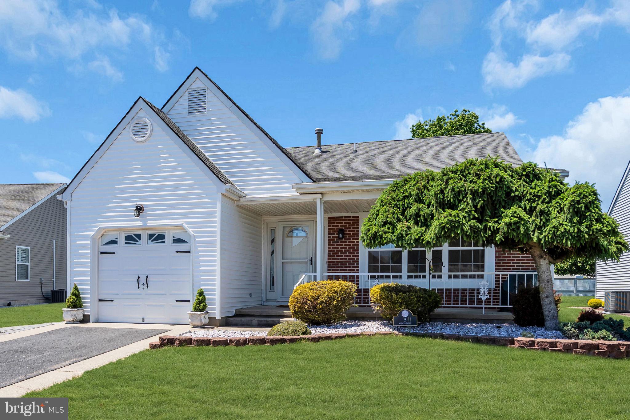 5 VIENNA DRIVE