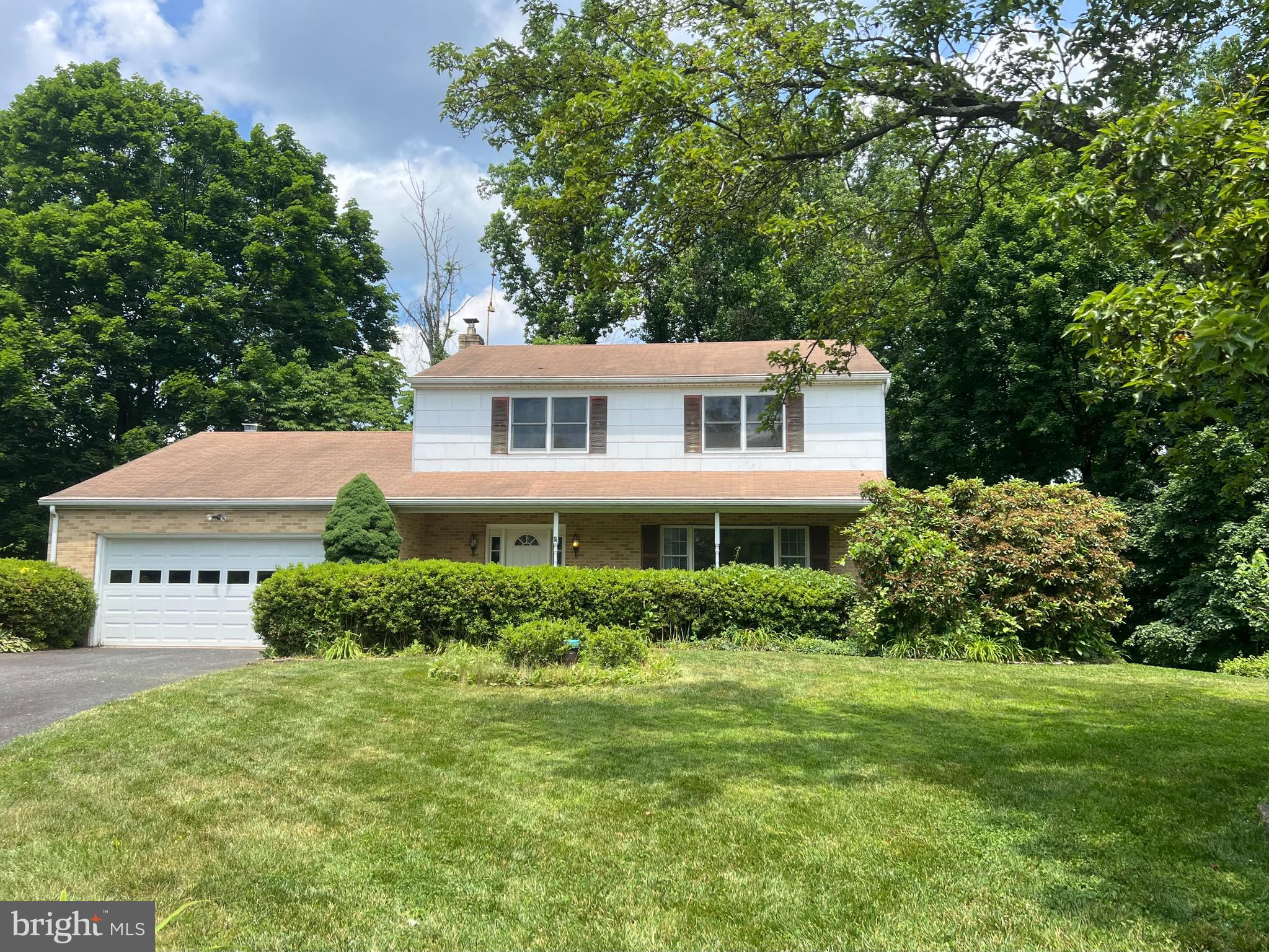 BROOKHILL FARMS - Residential
