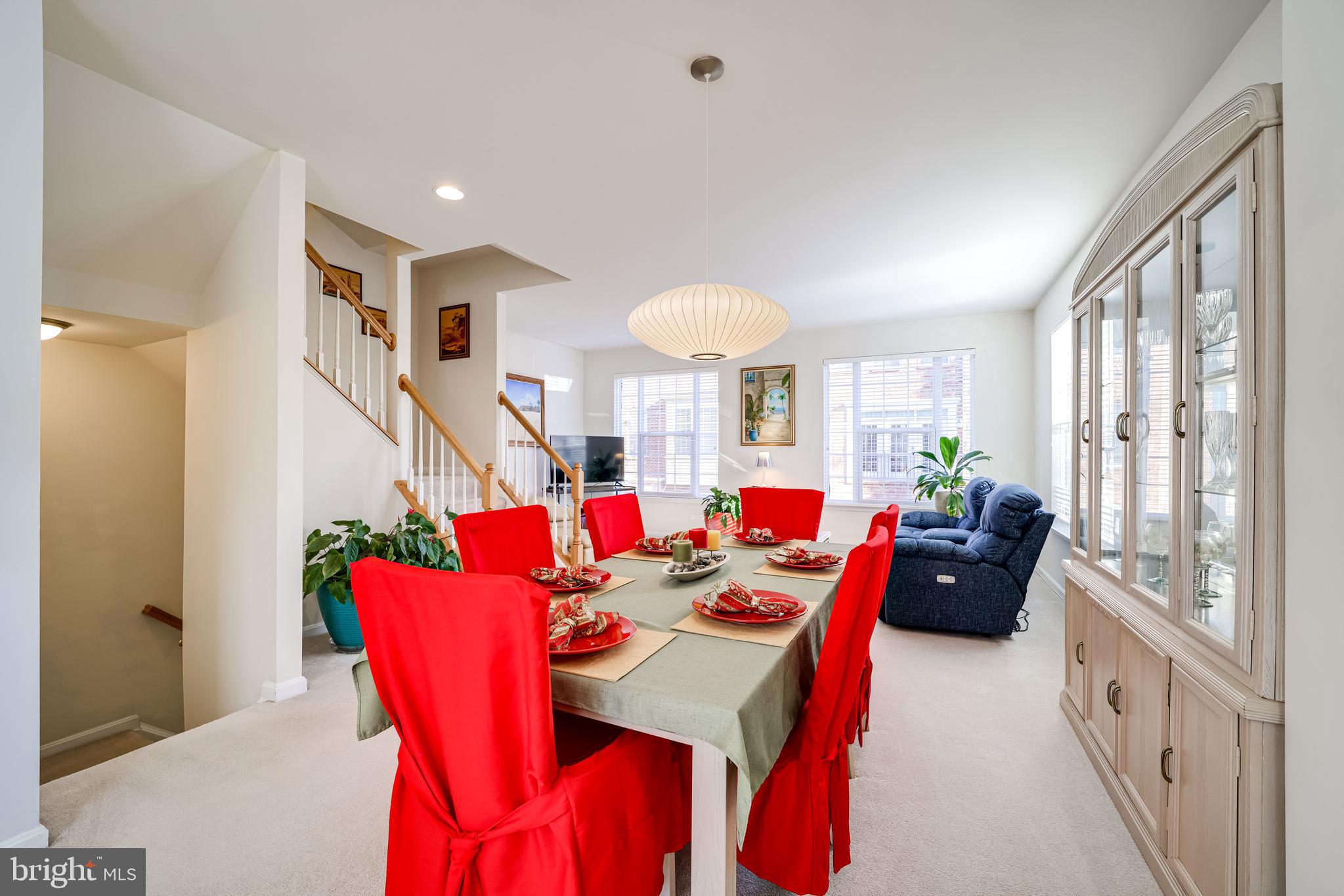 HUNTINGTON STATION - Residential