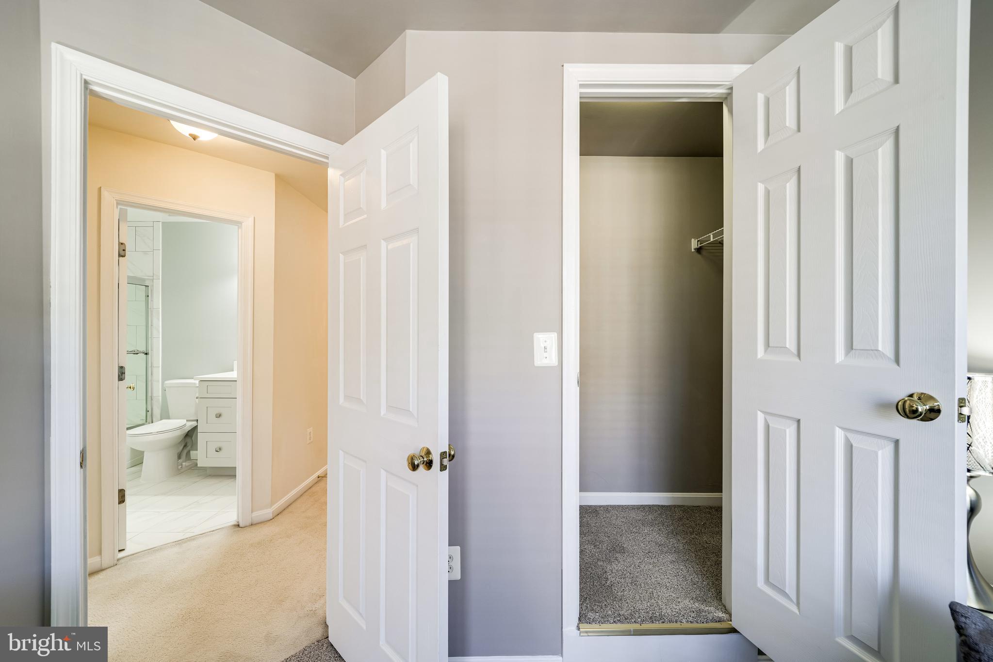 HUNTINGTON STATION - Residential