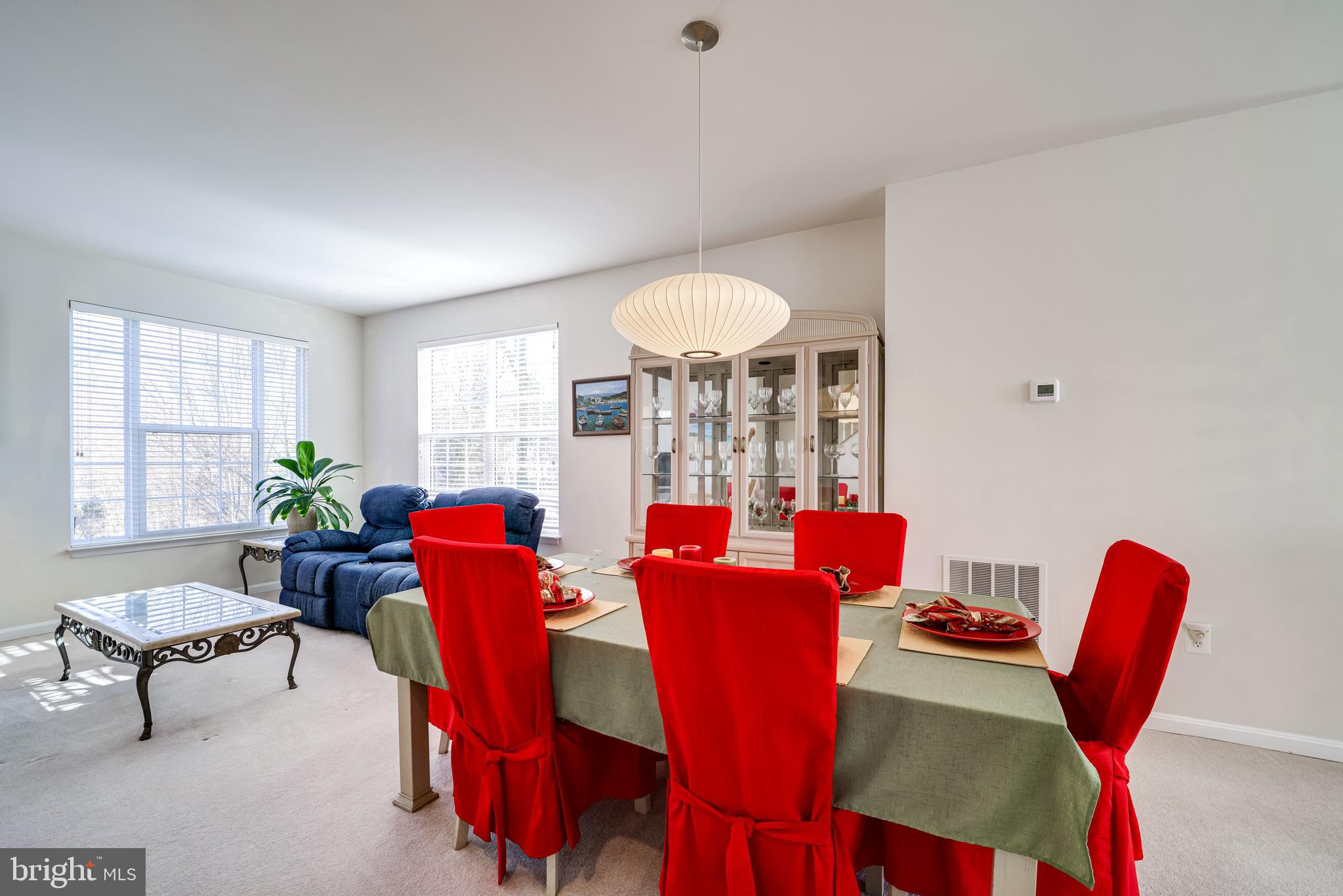 HUNTINGTON STATION - Residential