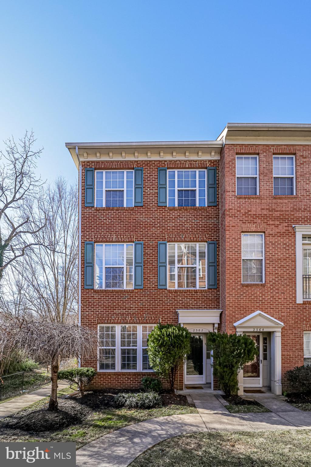 HUNTINGTON STATION - Residential