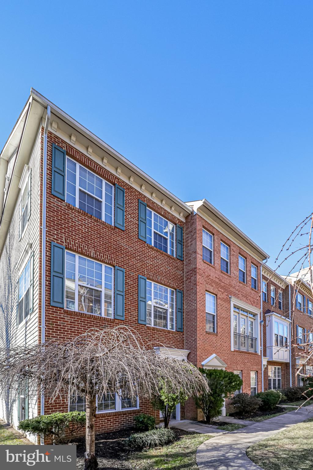 HUNTINGTON STATION - Residential