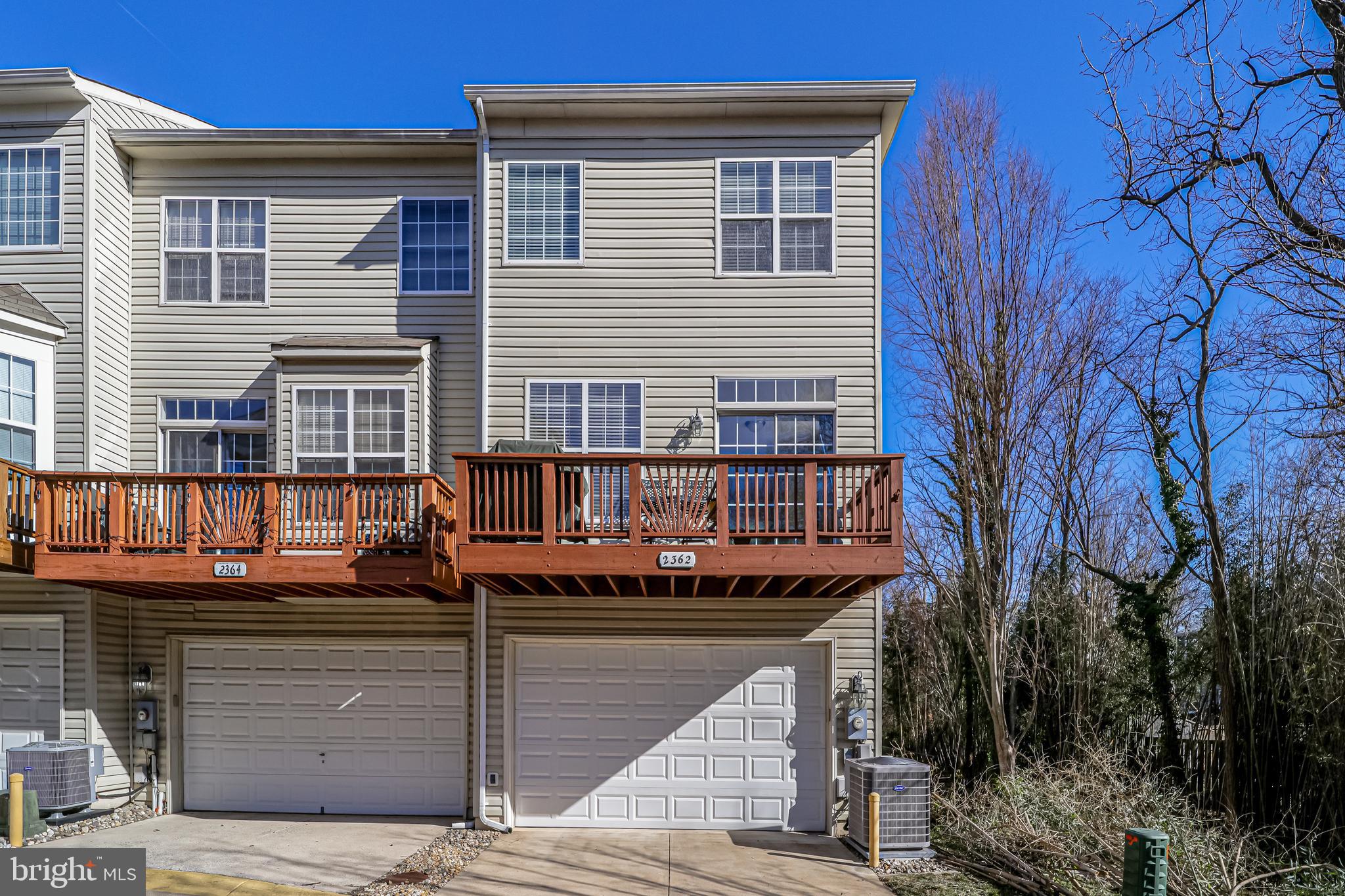 HUNTINGTON STATION - Residential