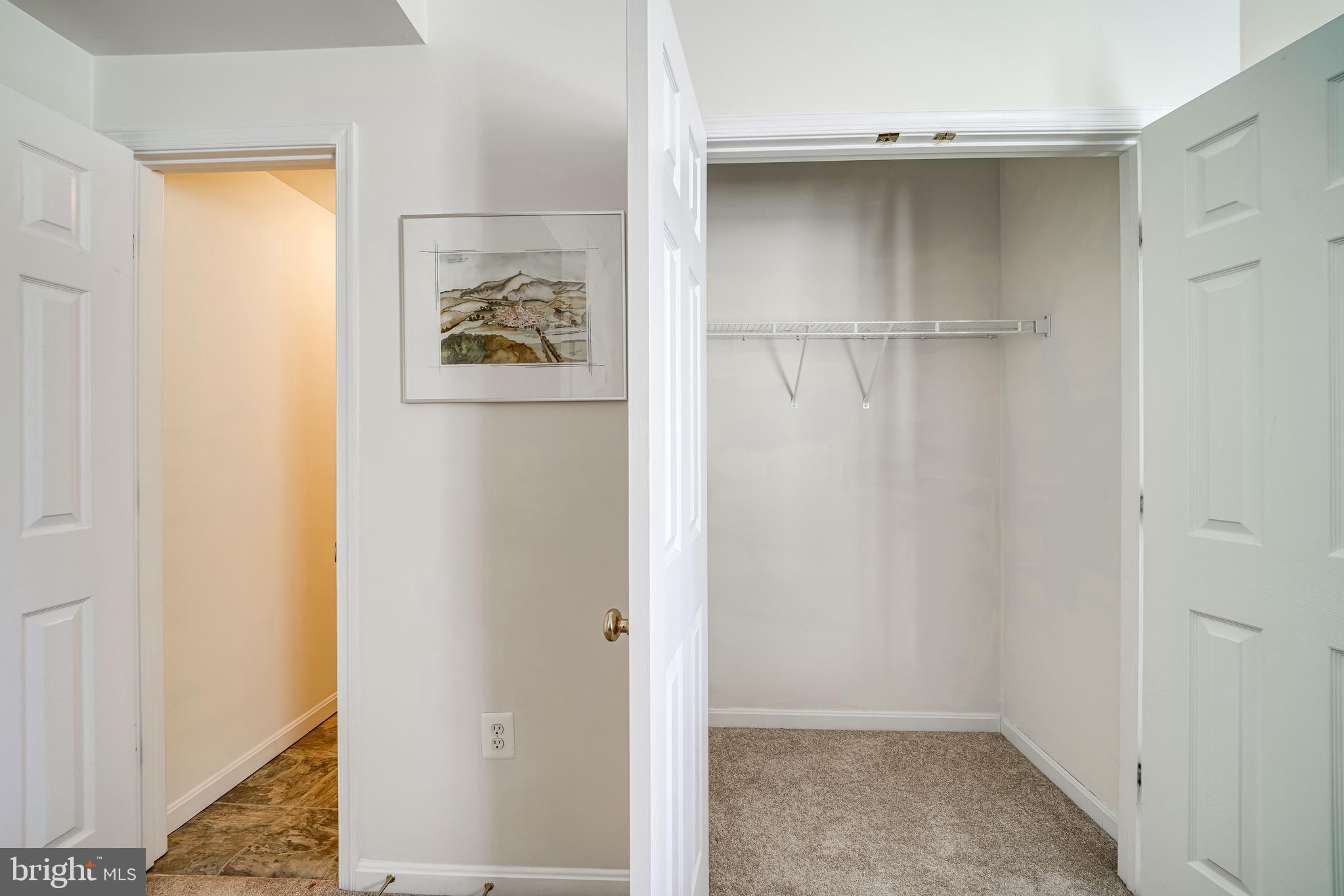 HUNTINGTON STATION - Residential