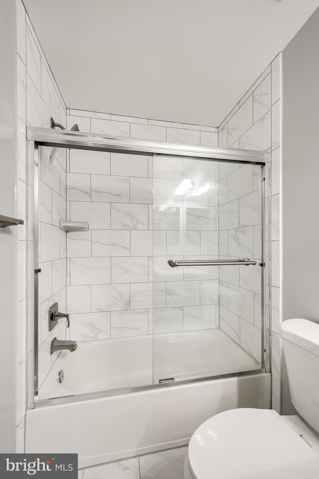 HUNTINGTON STATION - Residential