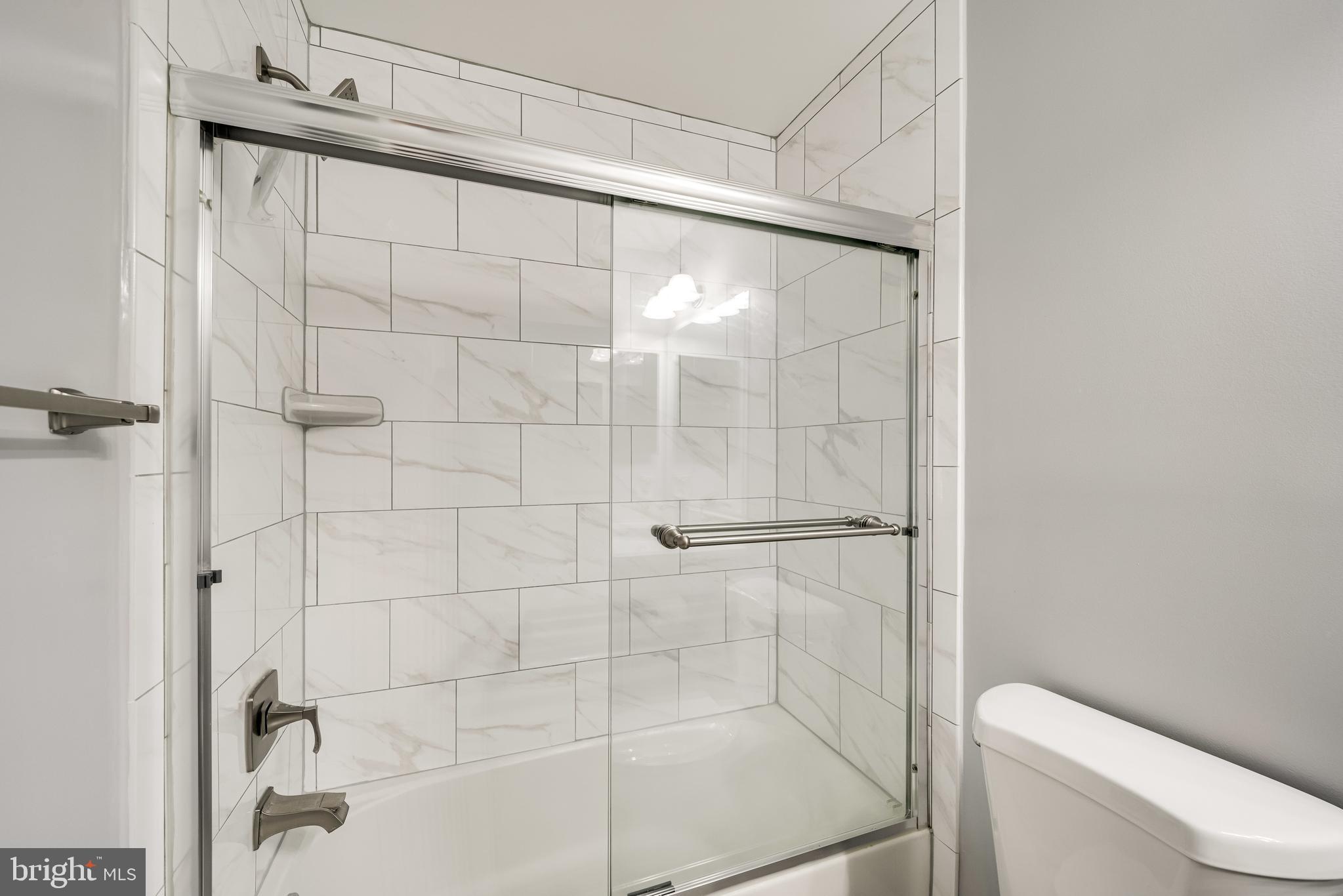 HUNTINGTON STATION - Residential