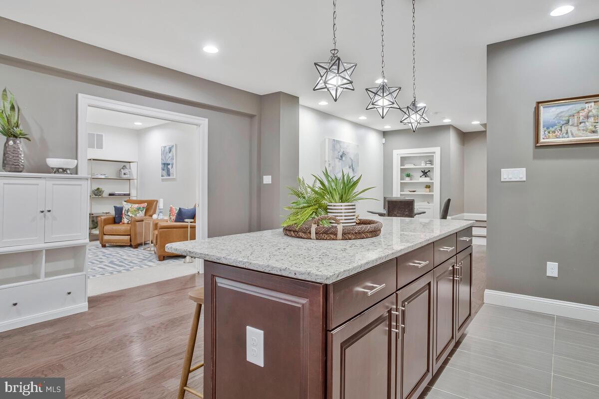 CROWN FARM - Residential