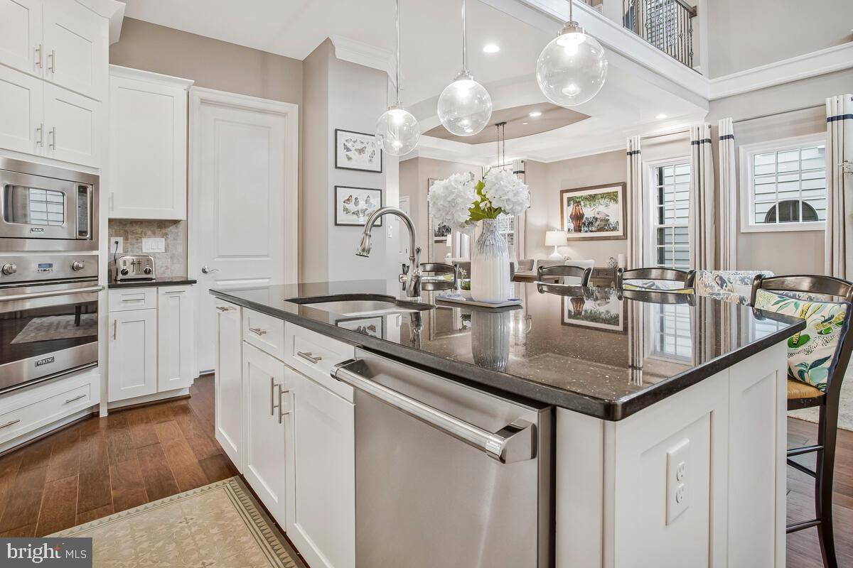 CROWN FARM - Residential