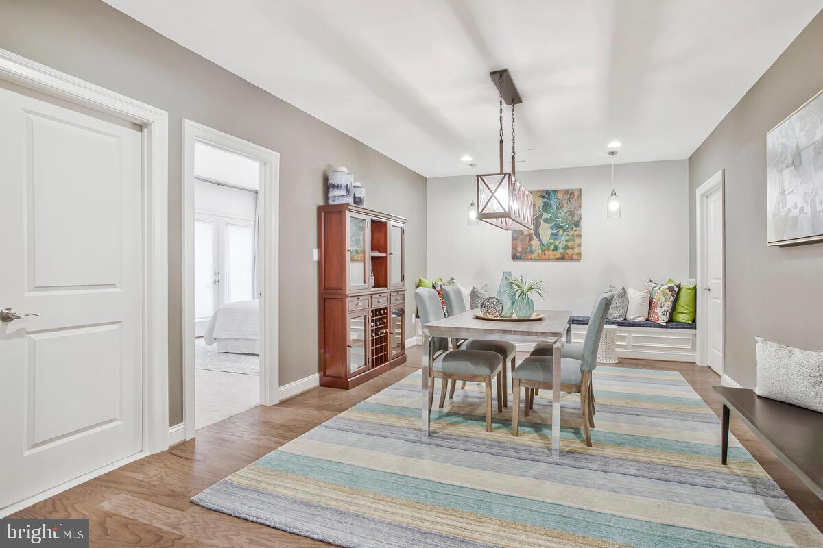 CROWN FARM - Residential