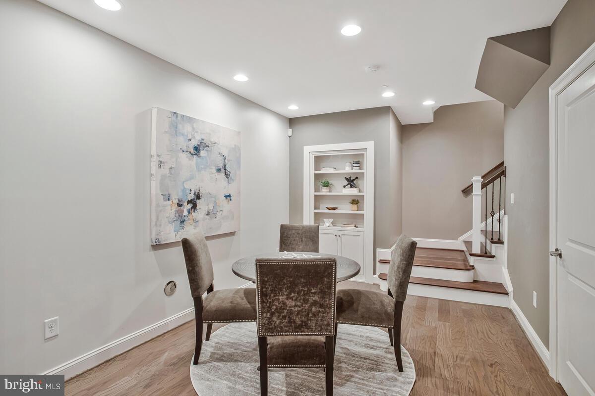448 SALK CIRCLE