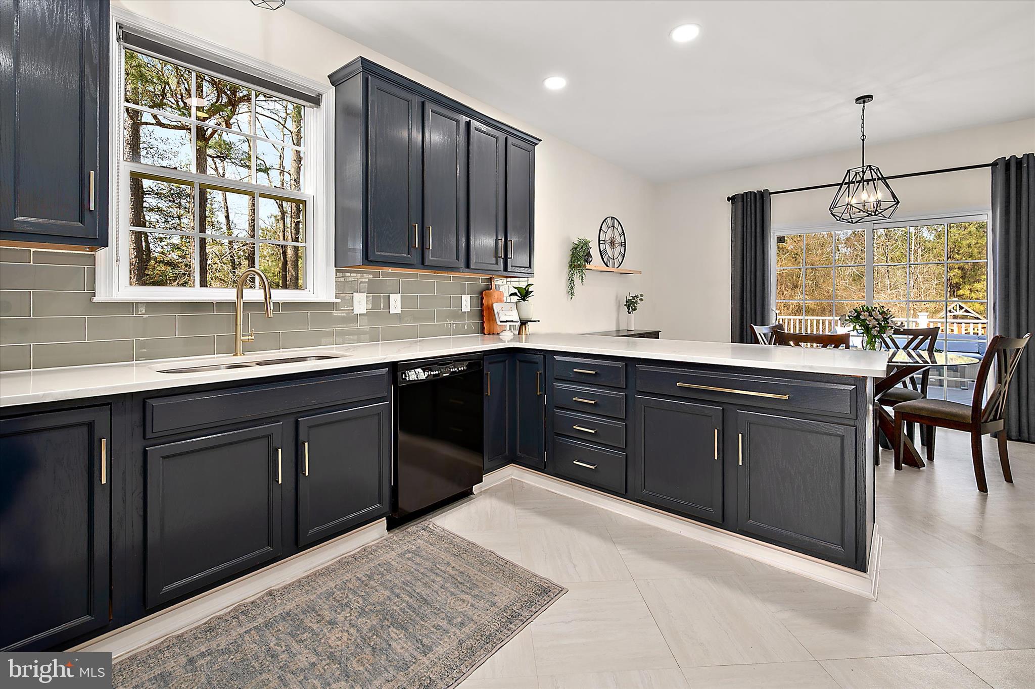 SENATE HEIGHTS - Residential