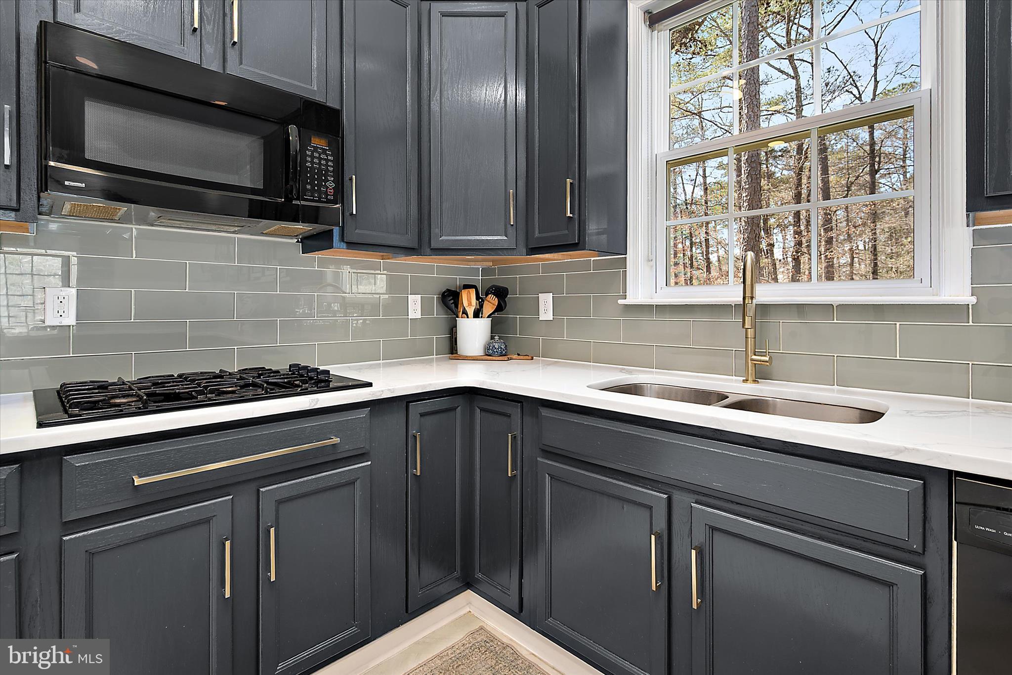 SENATE HEIGHTS - Residential