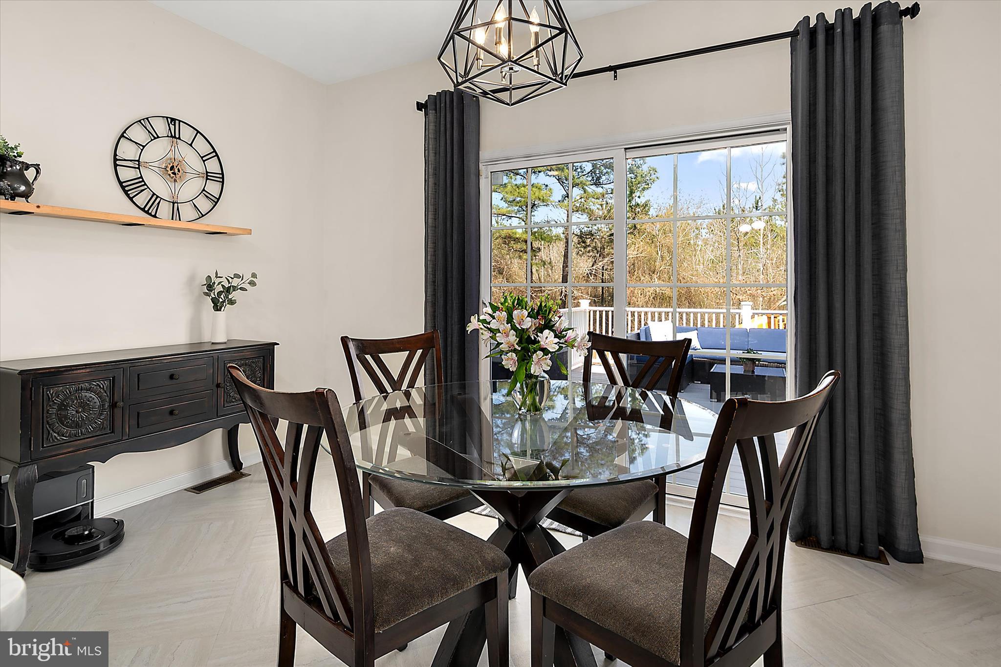 SENATE HEIGHTS - Residential