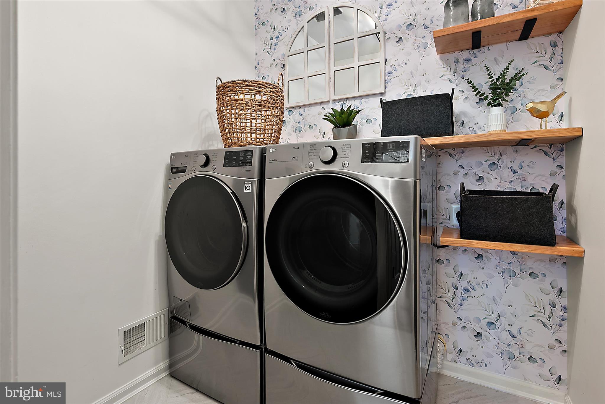 SENATE HEIGHTS - Residential