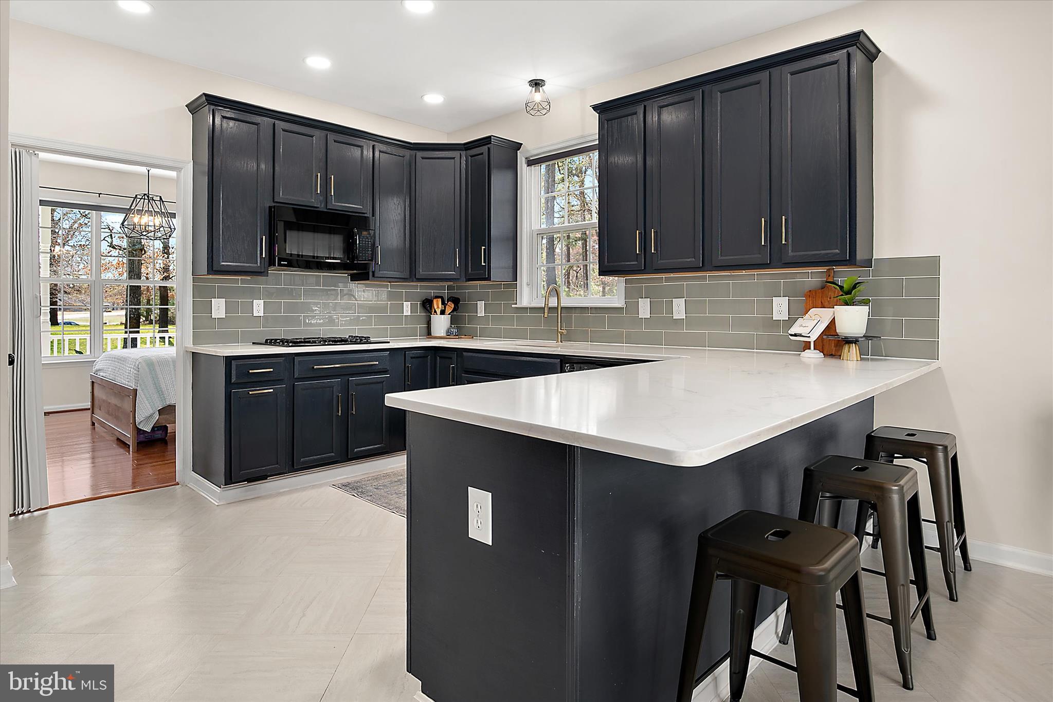 SENATE HEIGHTS - Residential