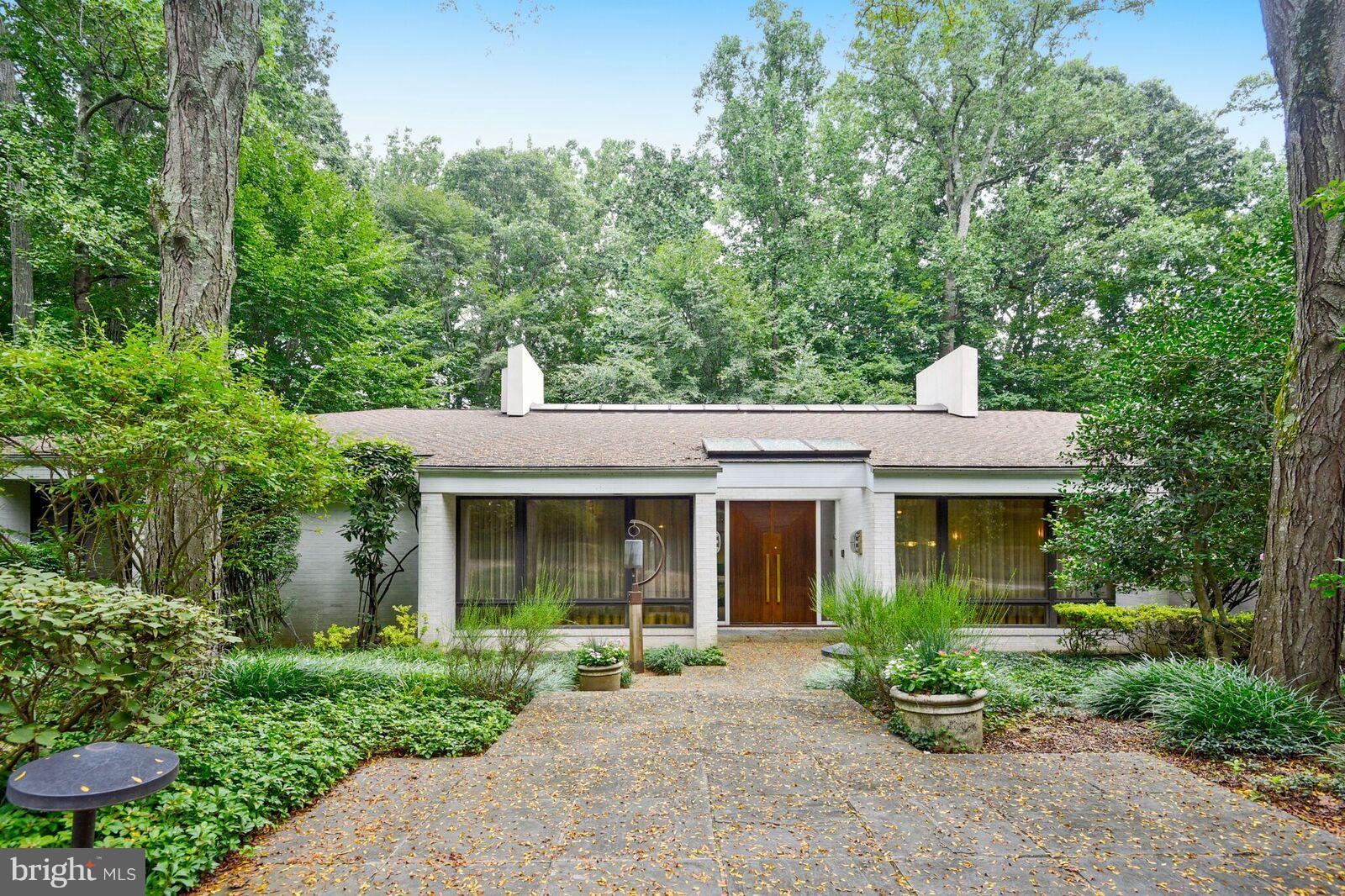 VALLEY GATE - Residential