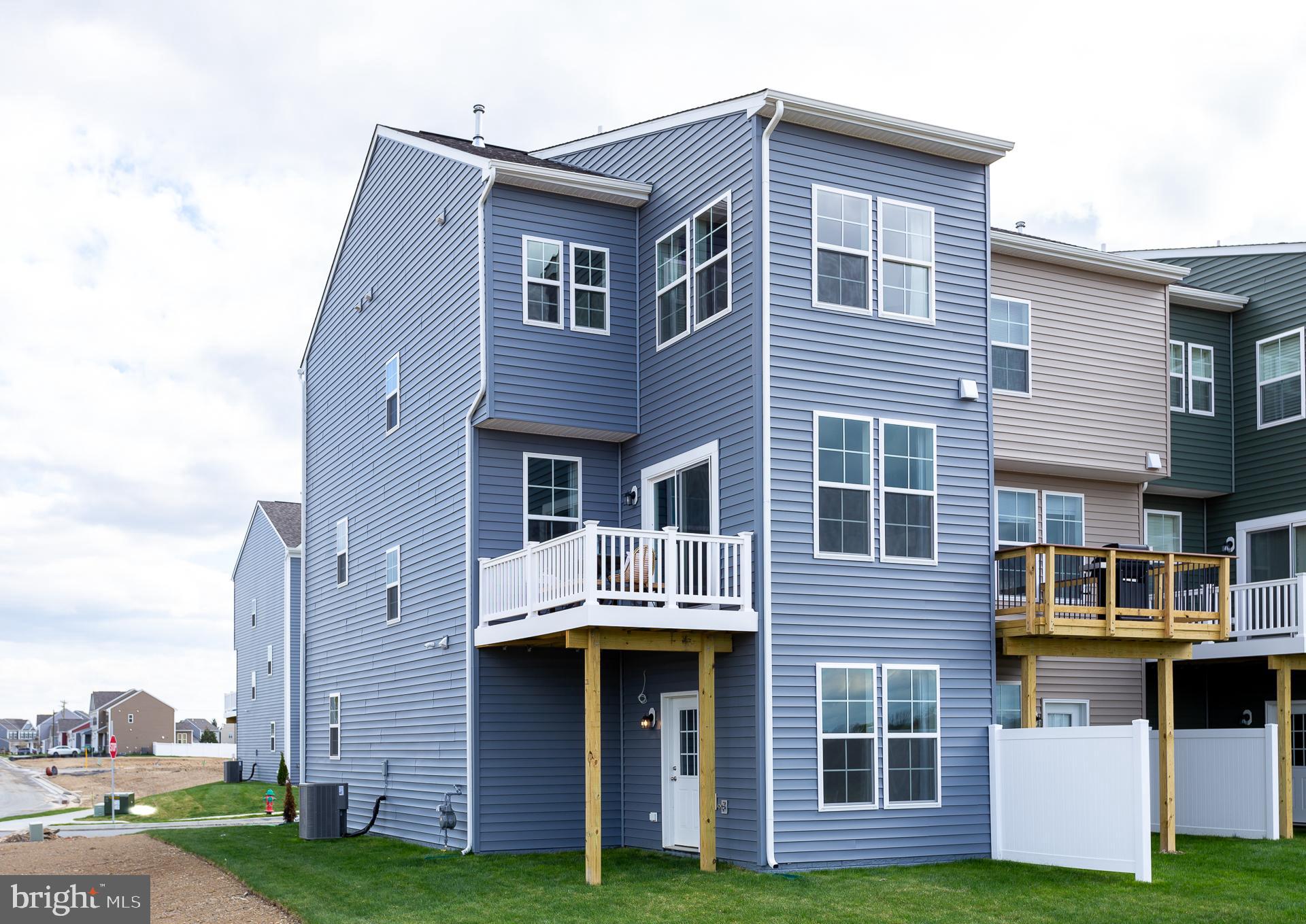 MARTINSBURG STATION - Residential