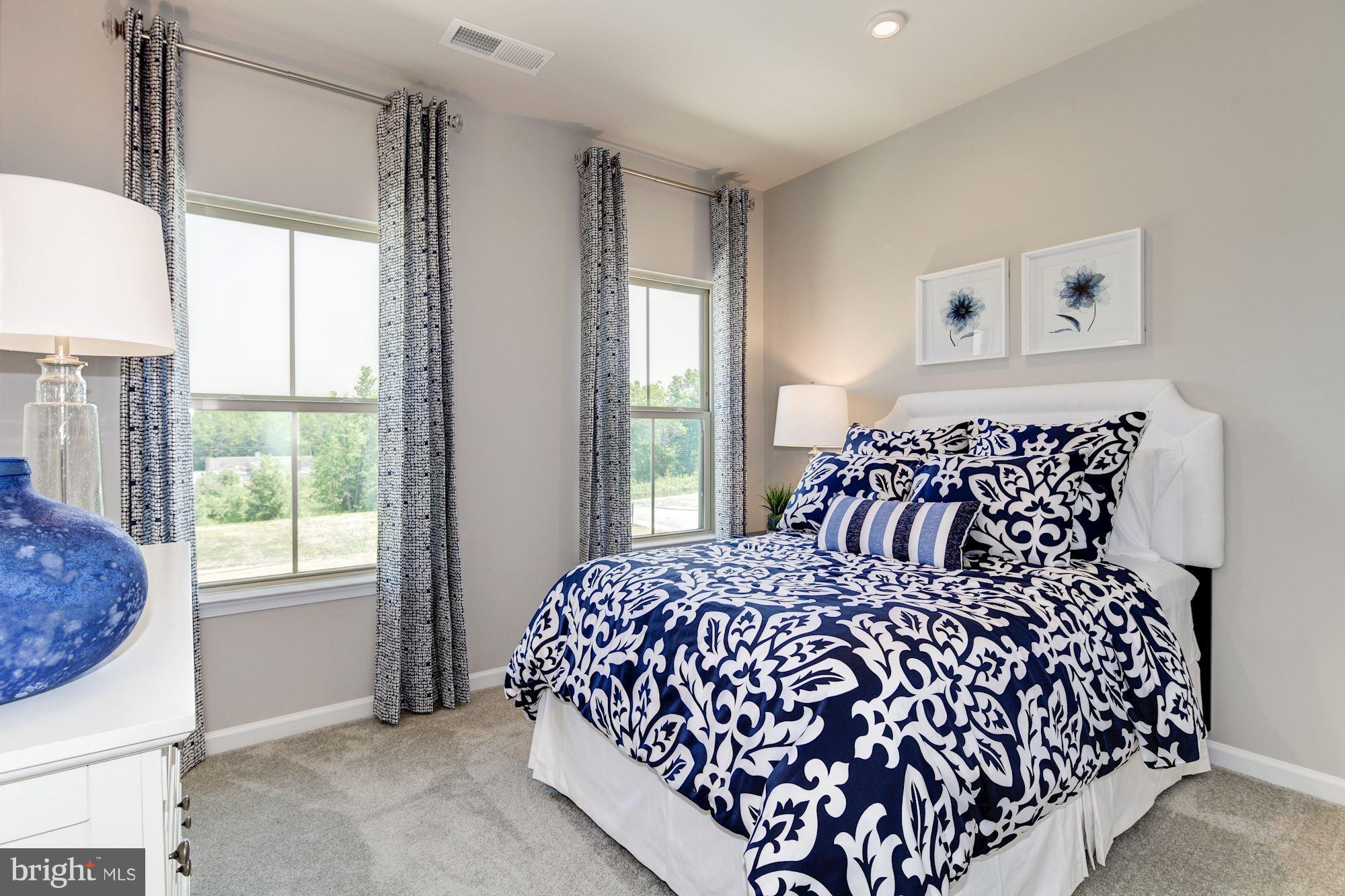 LAKE LINGANORE OAKDALE - Residential