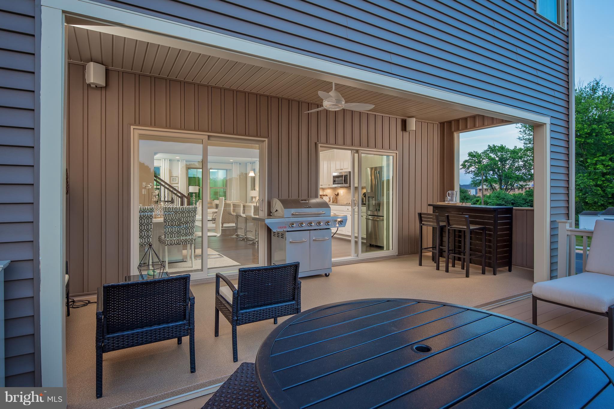 LAKE LINGANORE OAKDALE - Residential