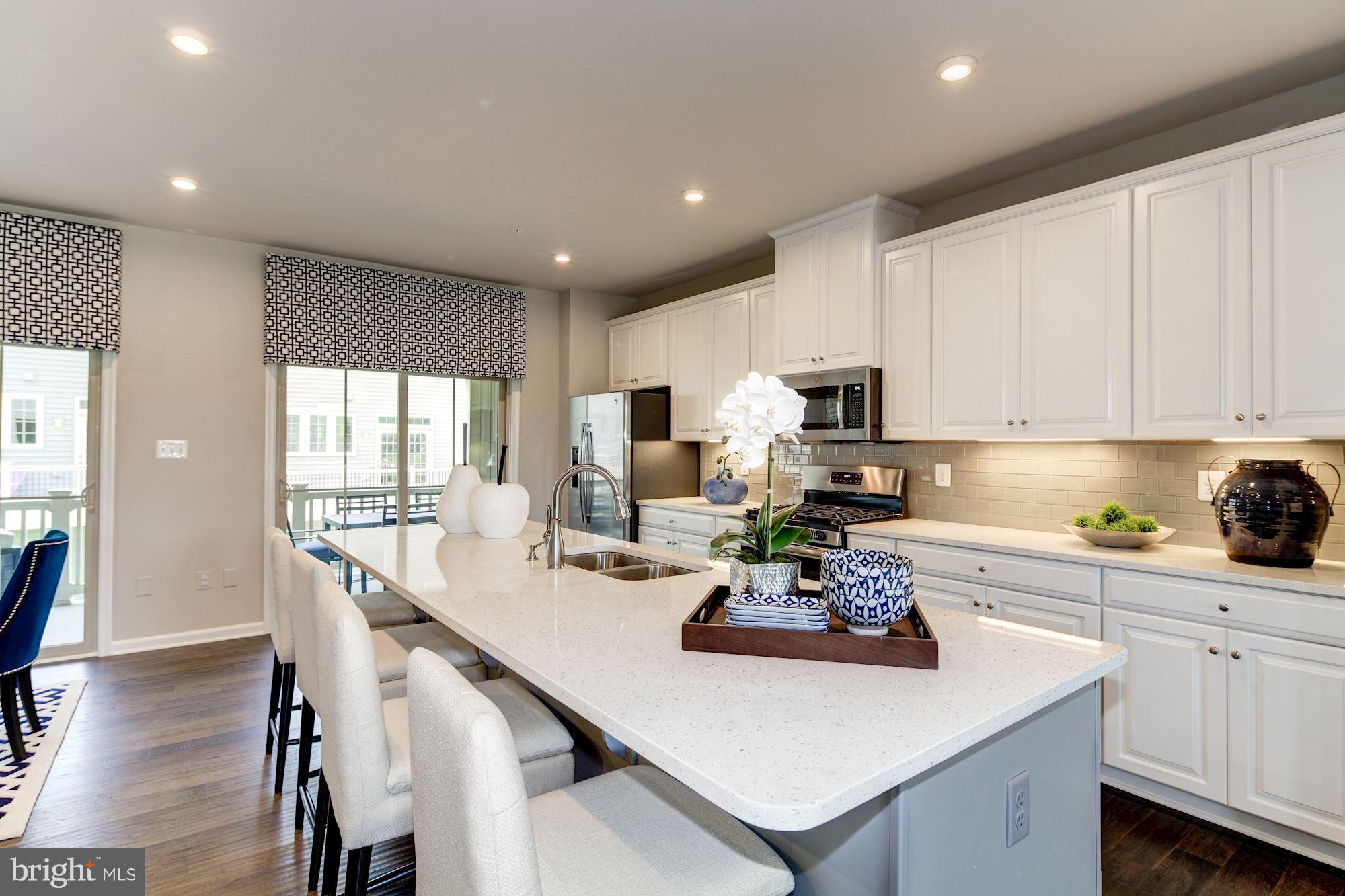 LAKE LINGANORE OAKDALE - Residential