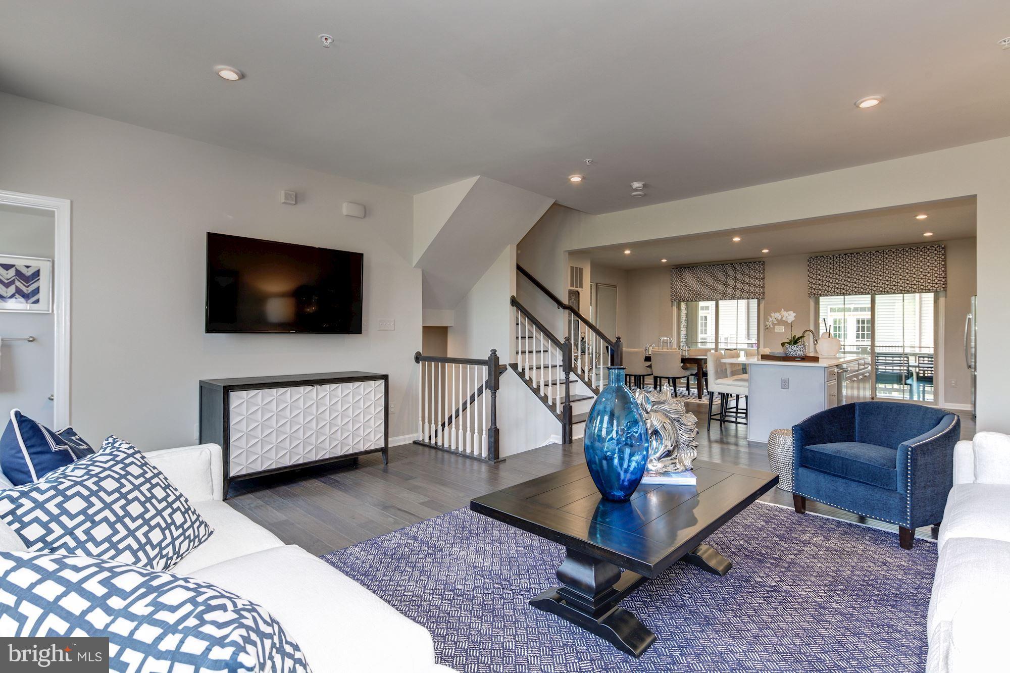 LAKE LINGANORE OAKDALE - Residential