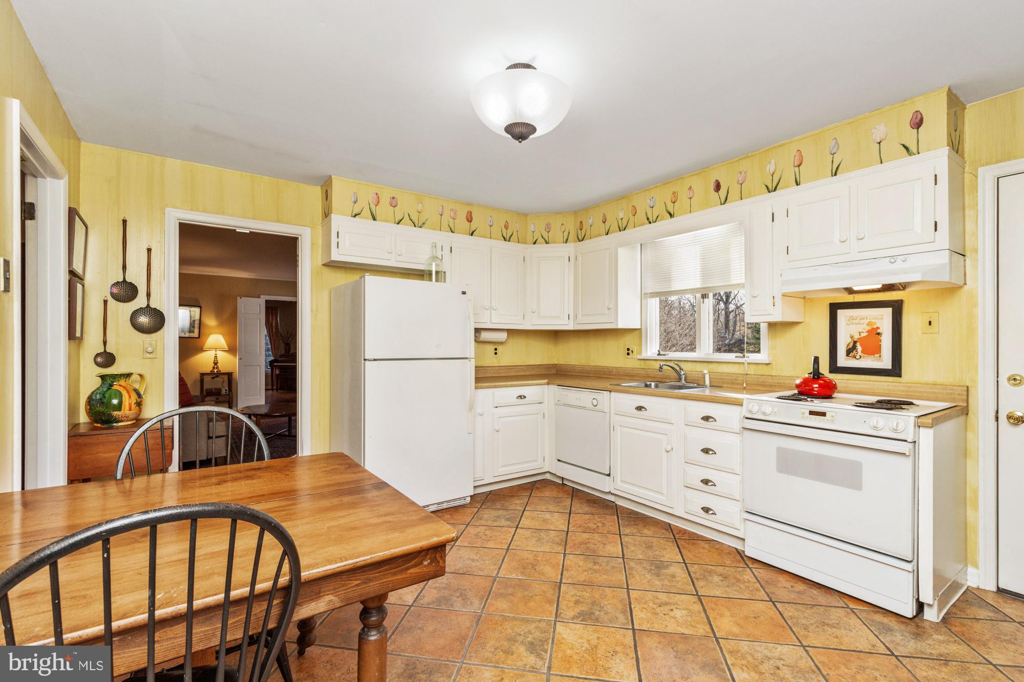 RAVENHURST - Residential