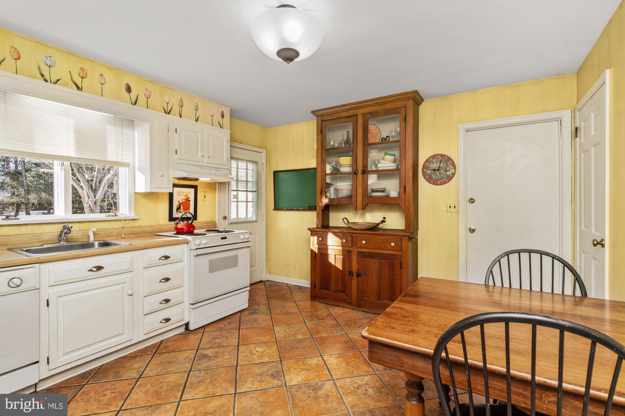 RAVENHURST - Residential