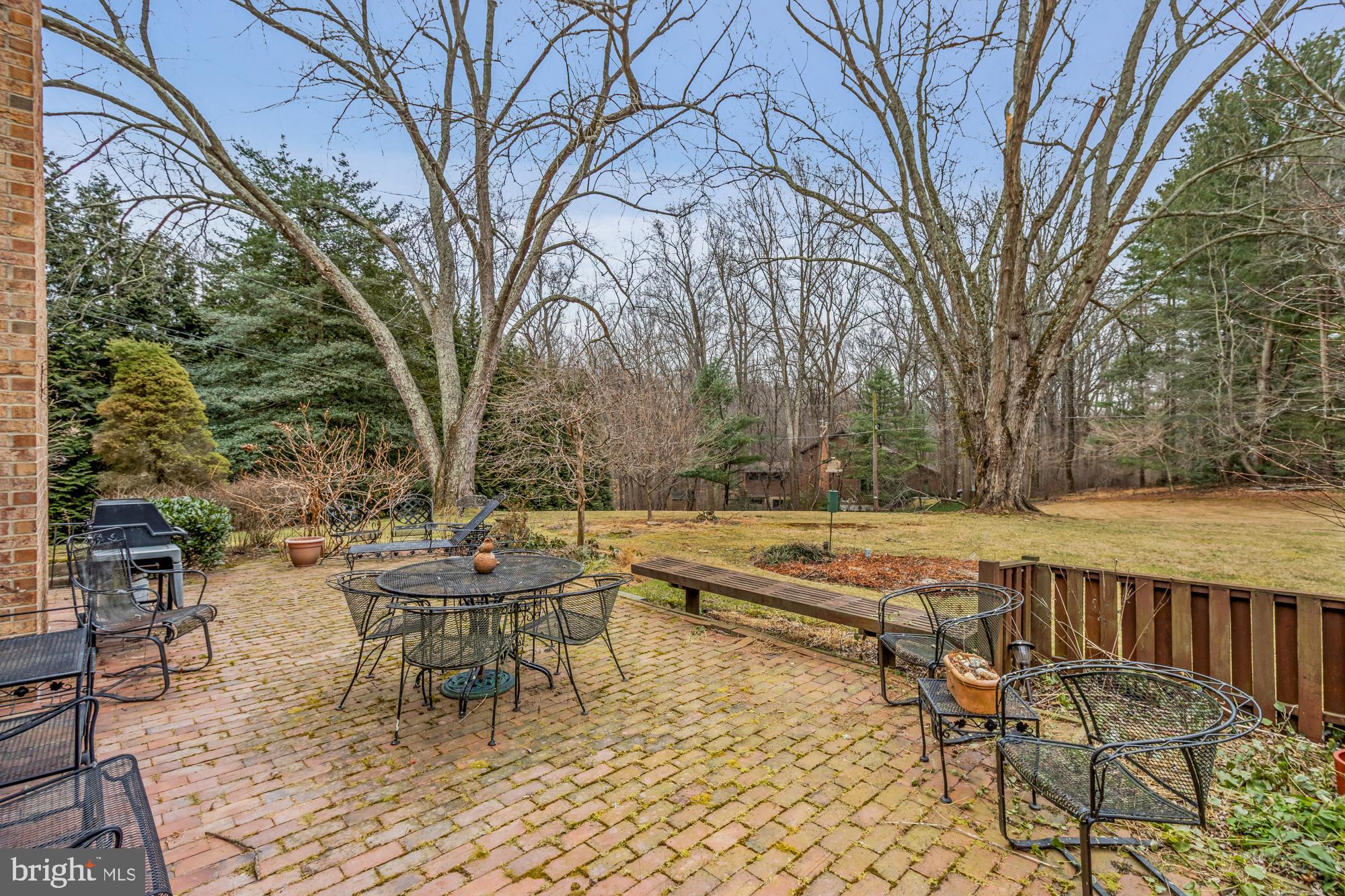 RAVENHURST - Residential