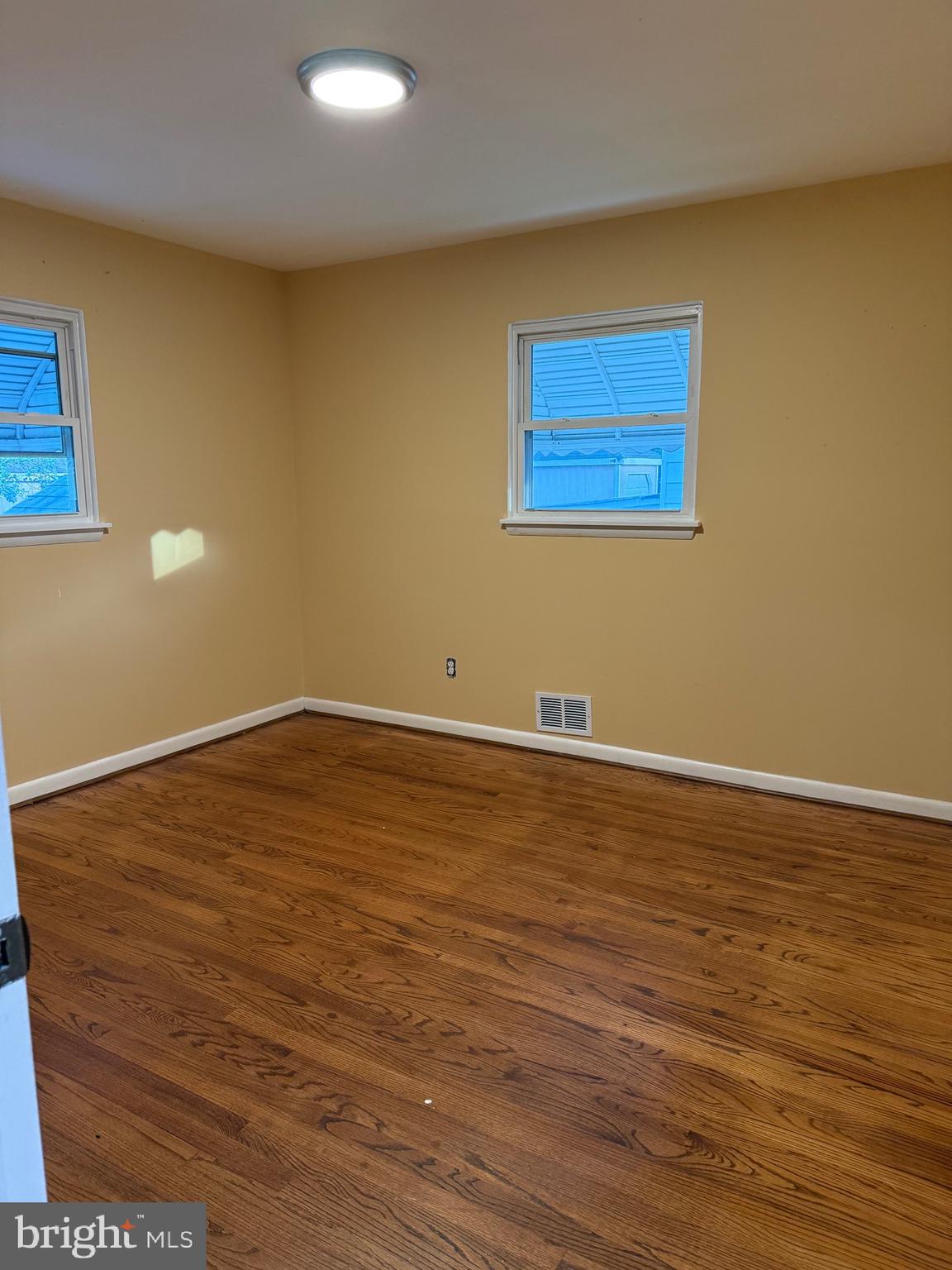 CATONSVILLE MANOR - Residential