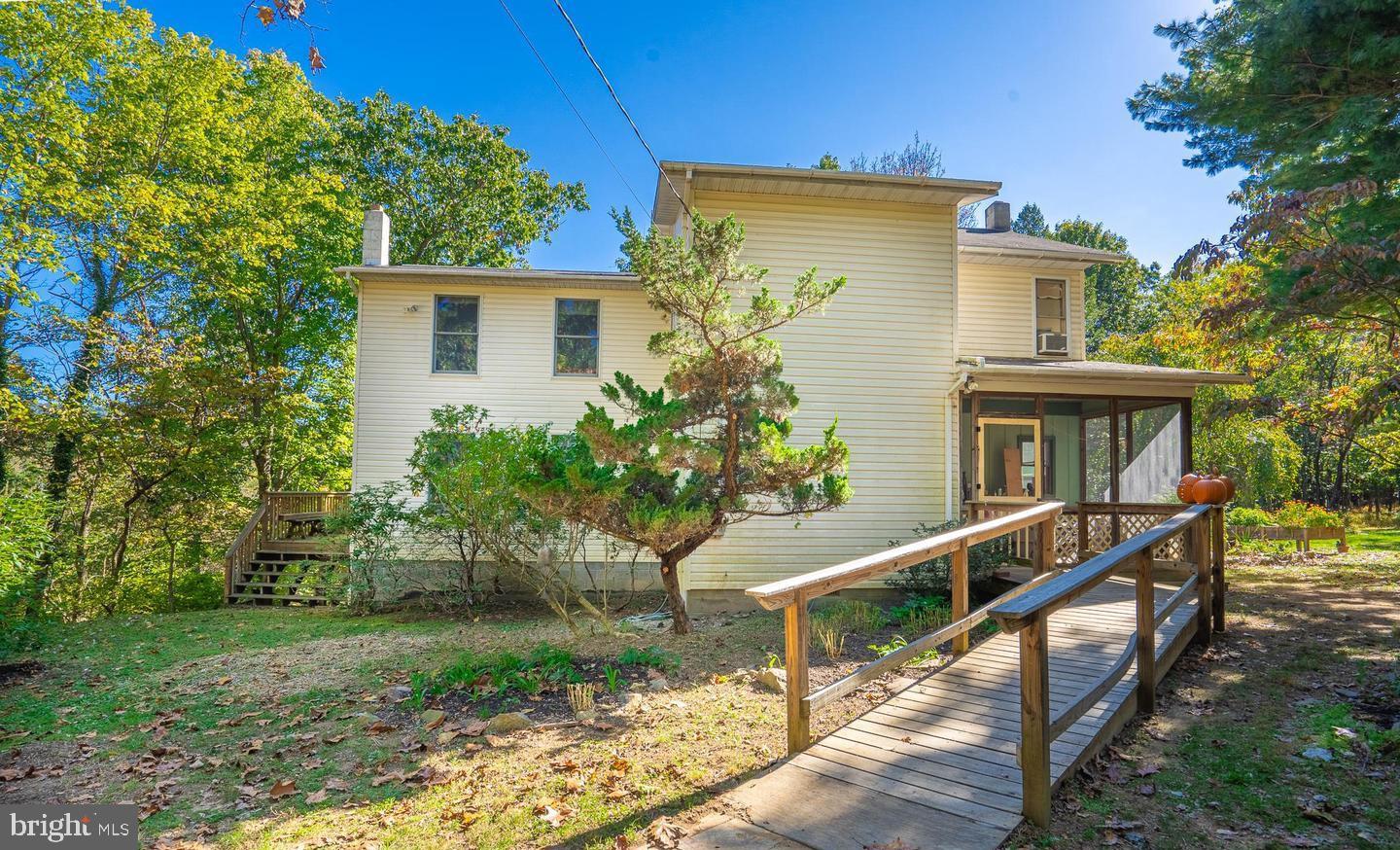 GREENWOODS - Residential