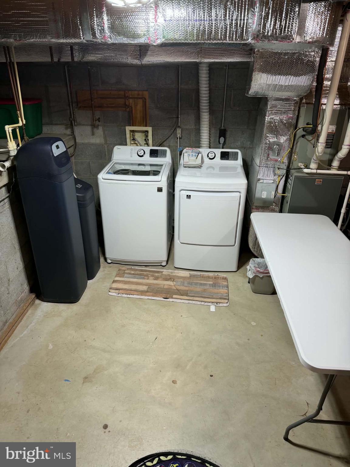 GREENWOODS - Residential