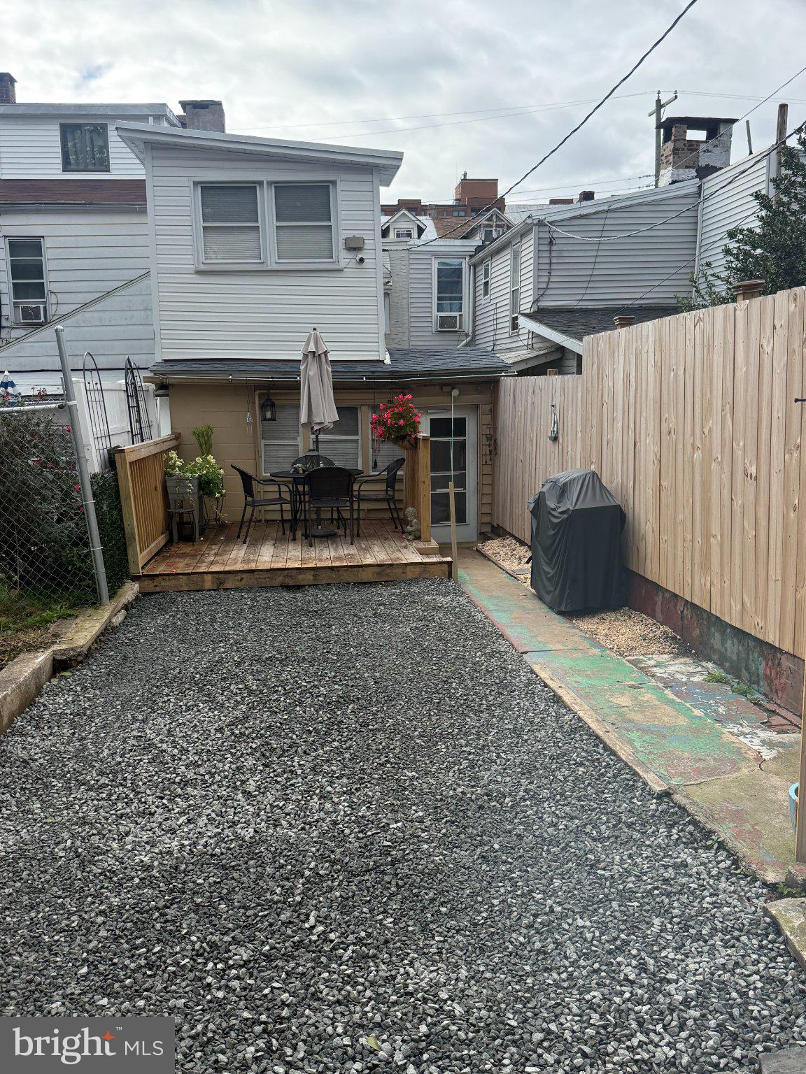 131 WUNDER STREET