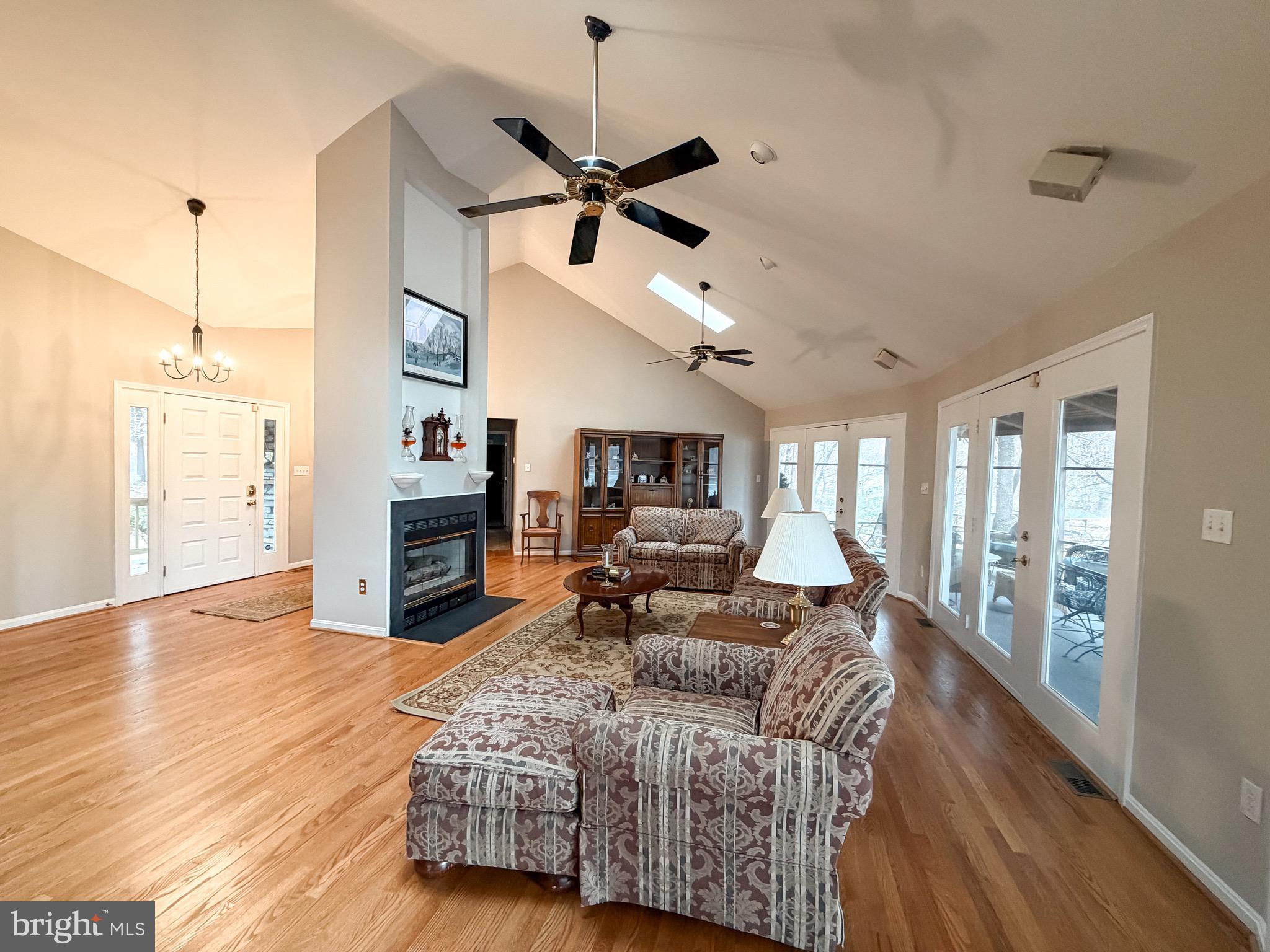 ROCKLAND CREEK ESTATES - Residential