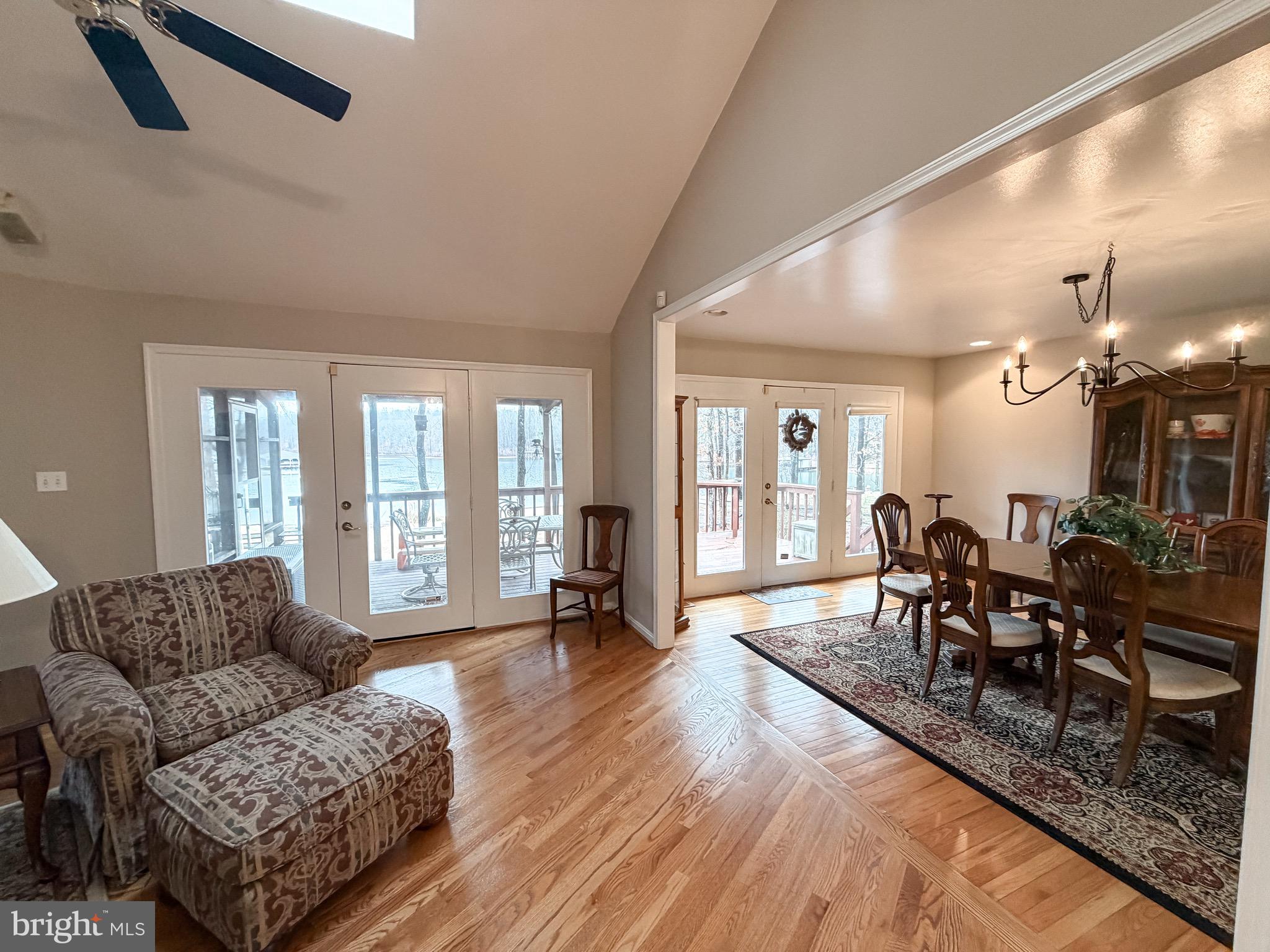 ROCKLAND CREEK ESTATES - Residential