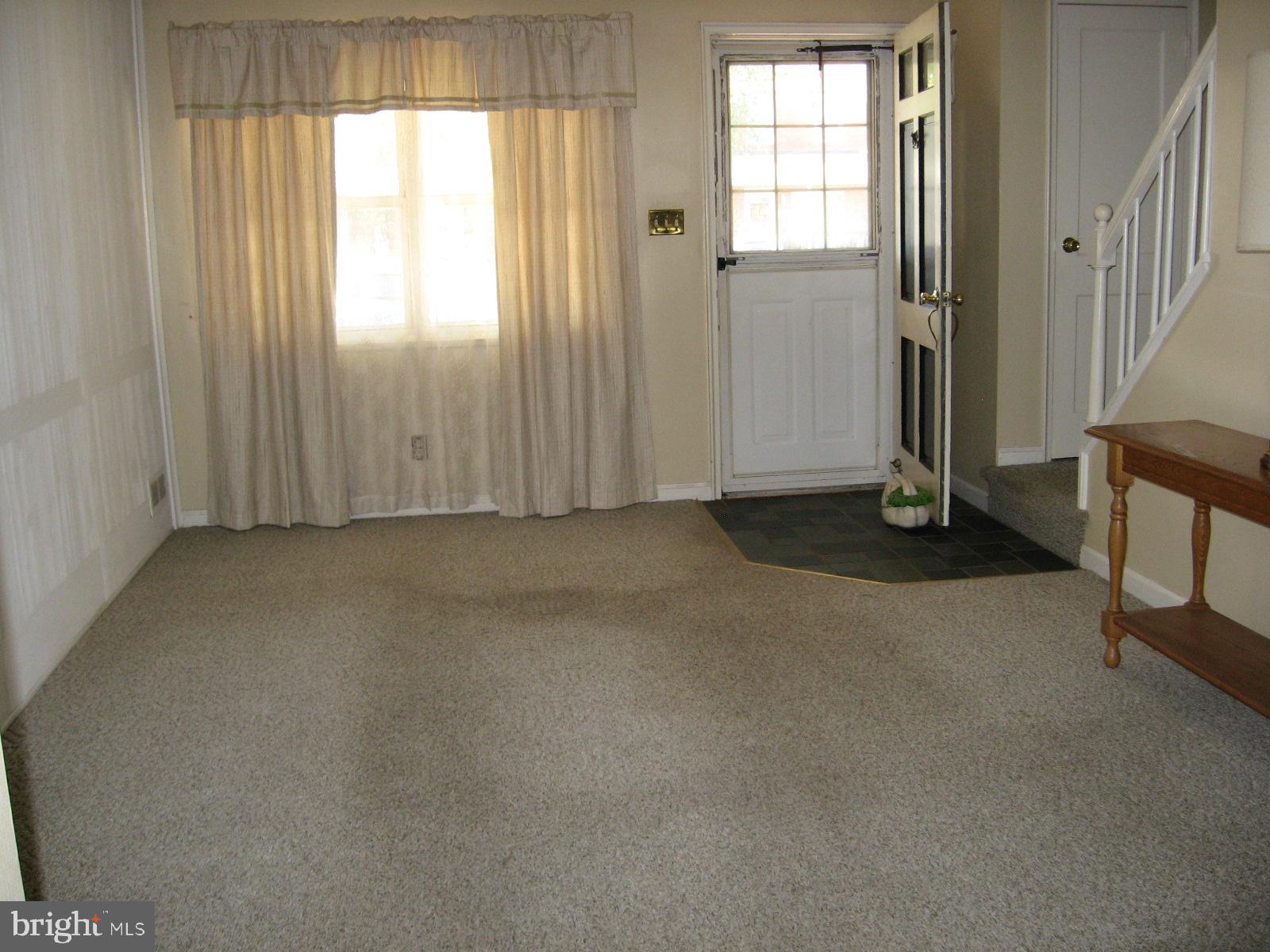 GRAY MANOR - Residential