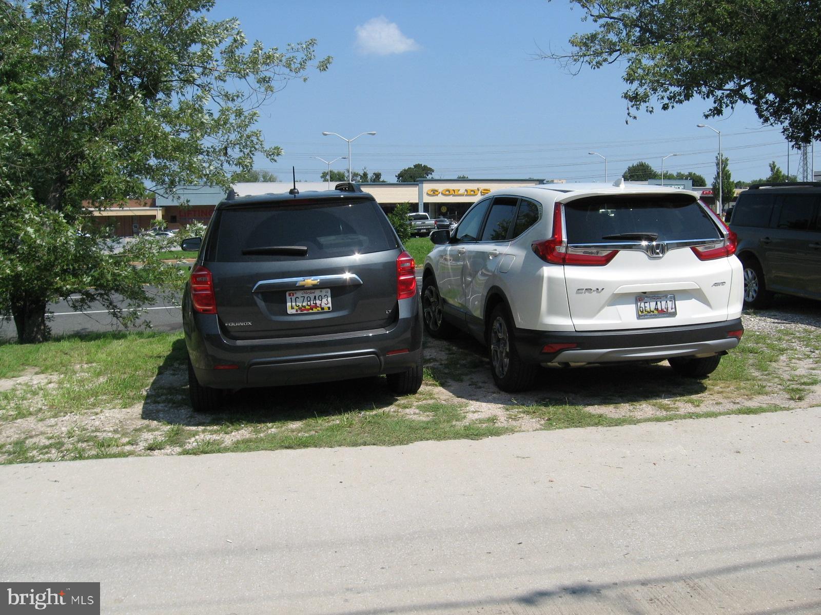 GRAY MANOR - Residential