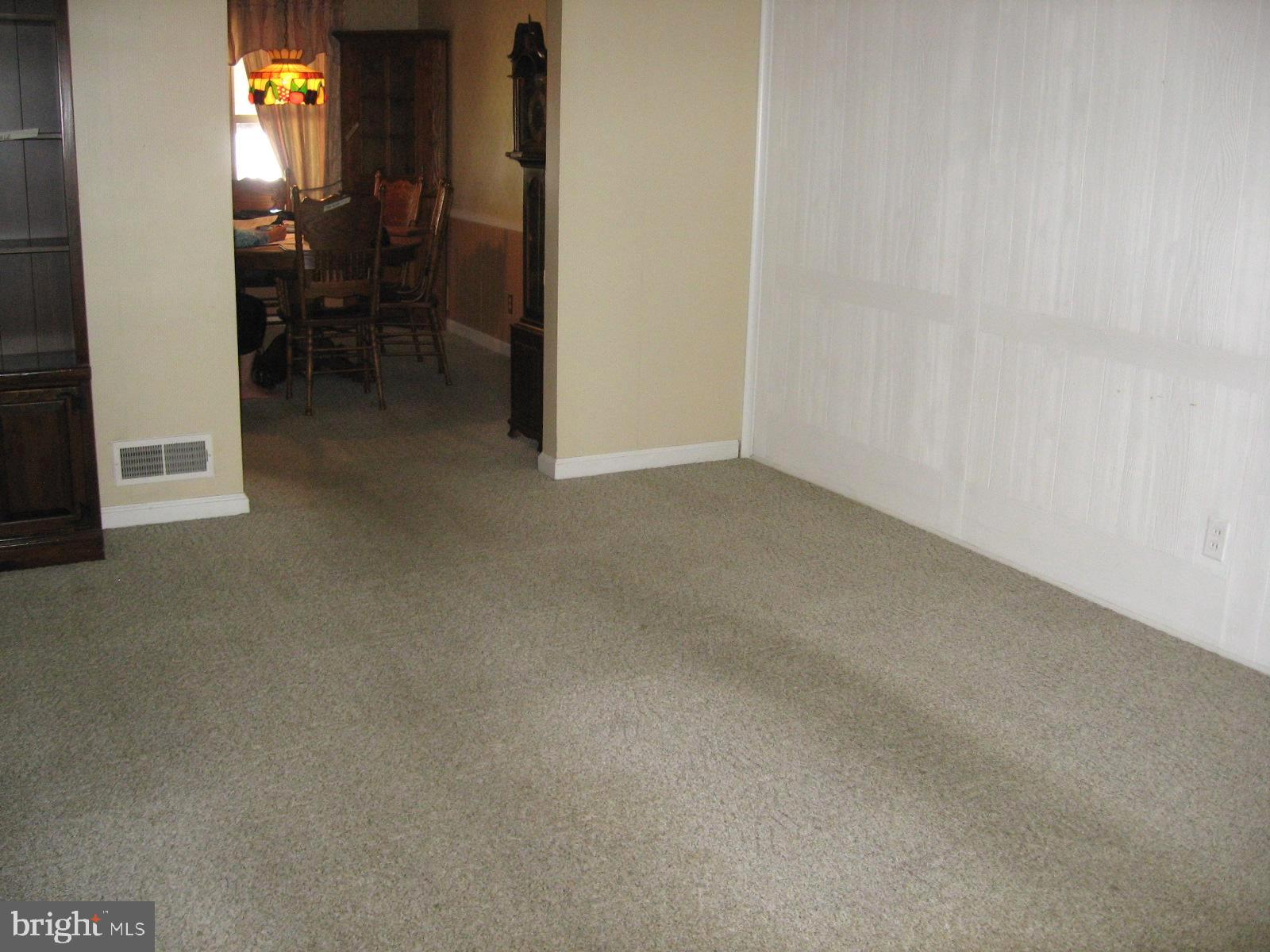 GRAY MANOR - Residential