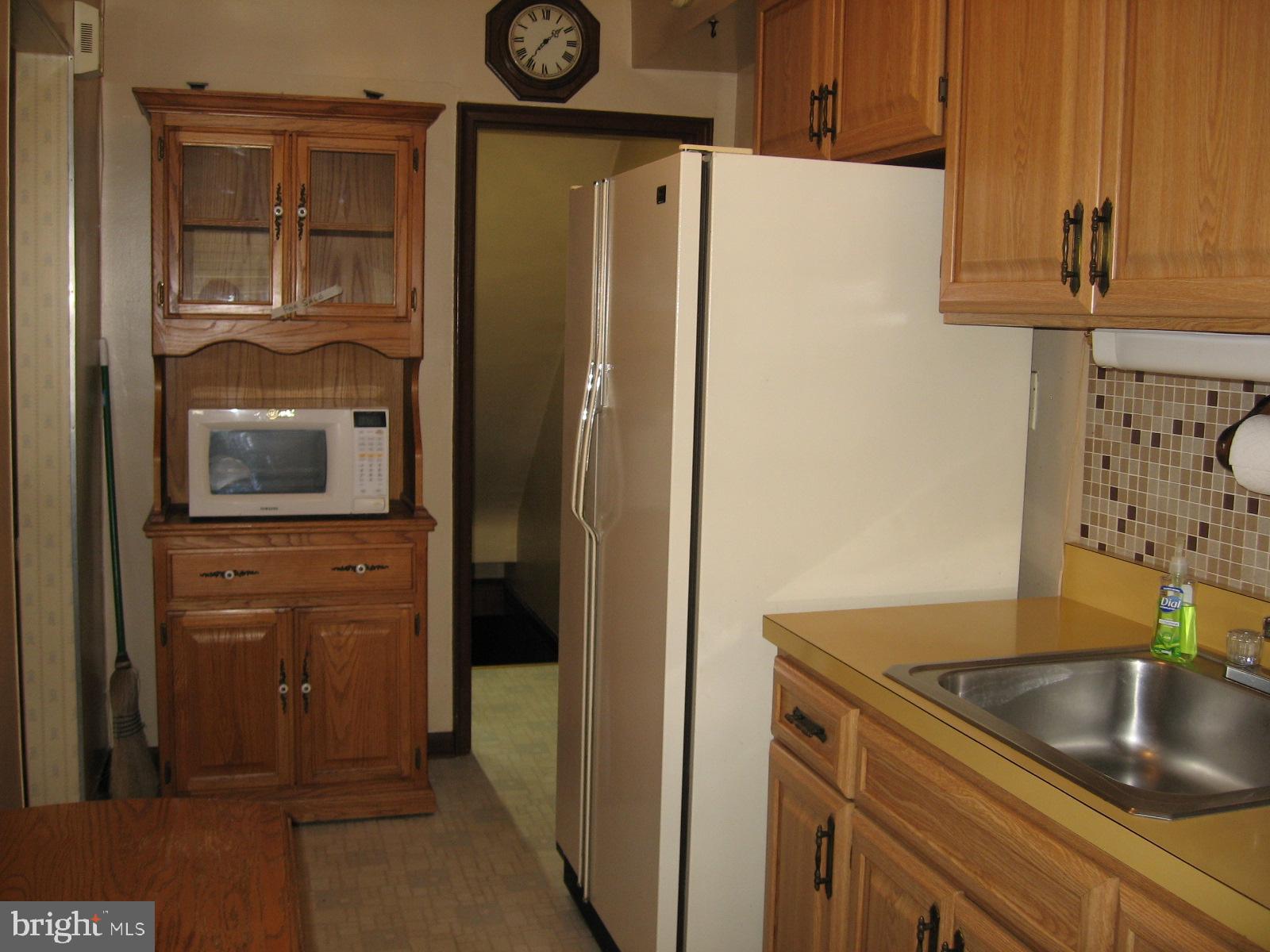 GRAY MANOR - Residential