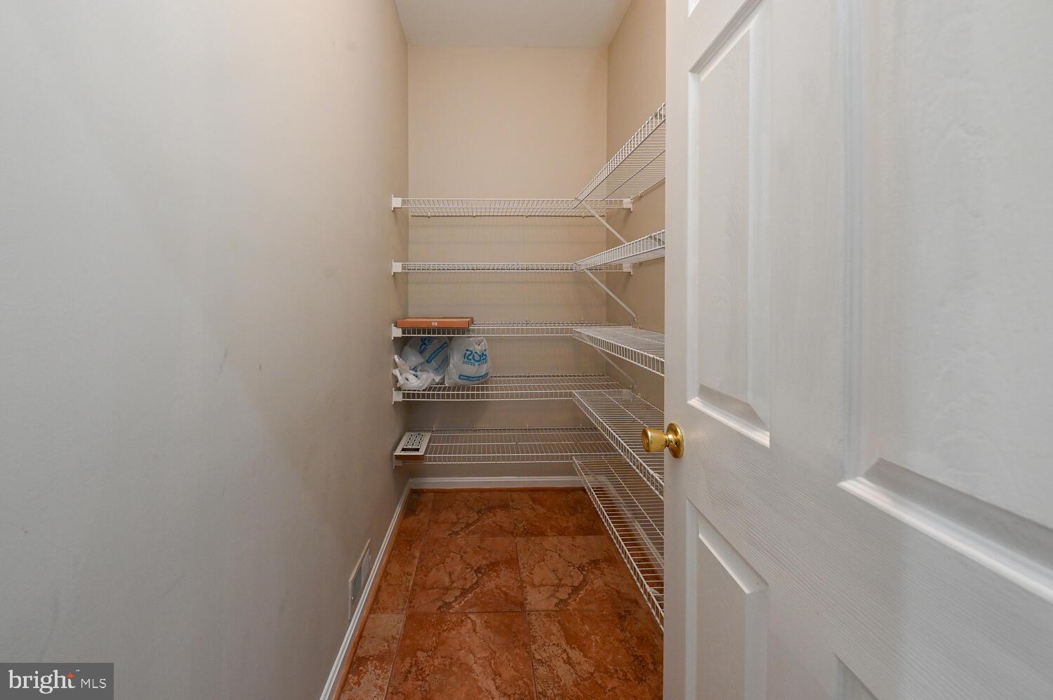 KIM ESTATES - Residential