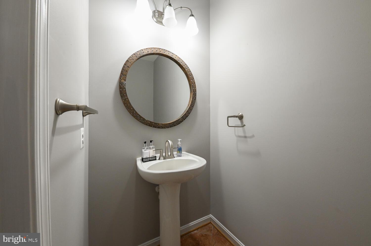 KIM ESTATES - Residential