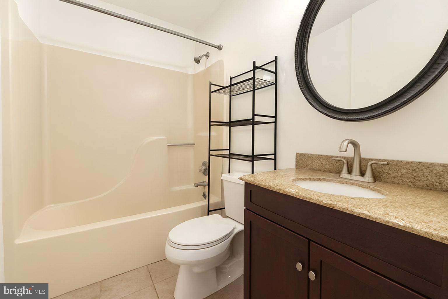 CONSHOHOCKEN - Residential Lease